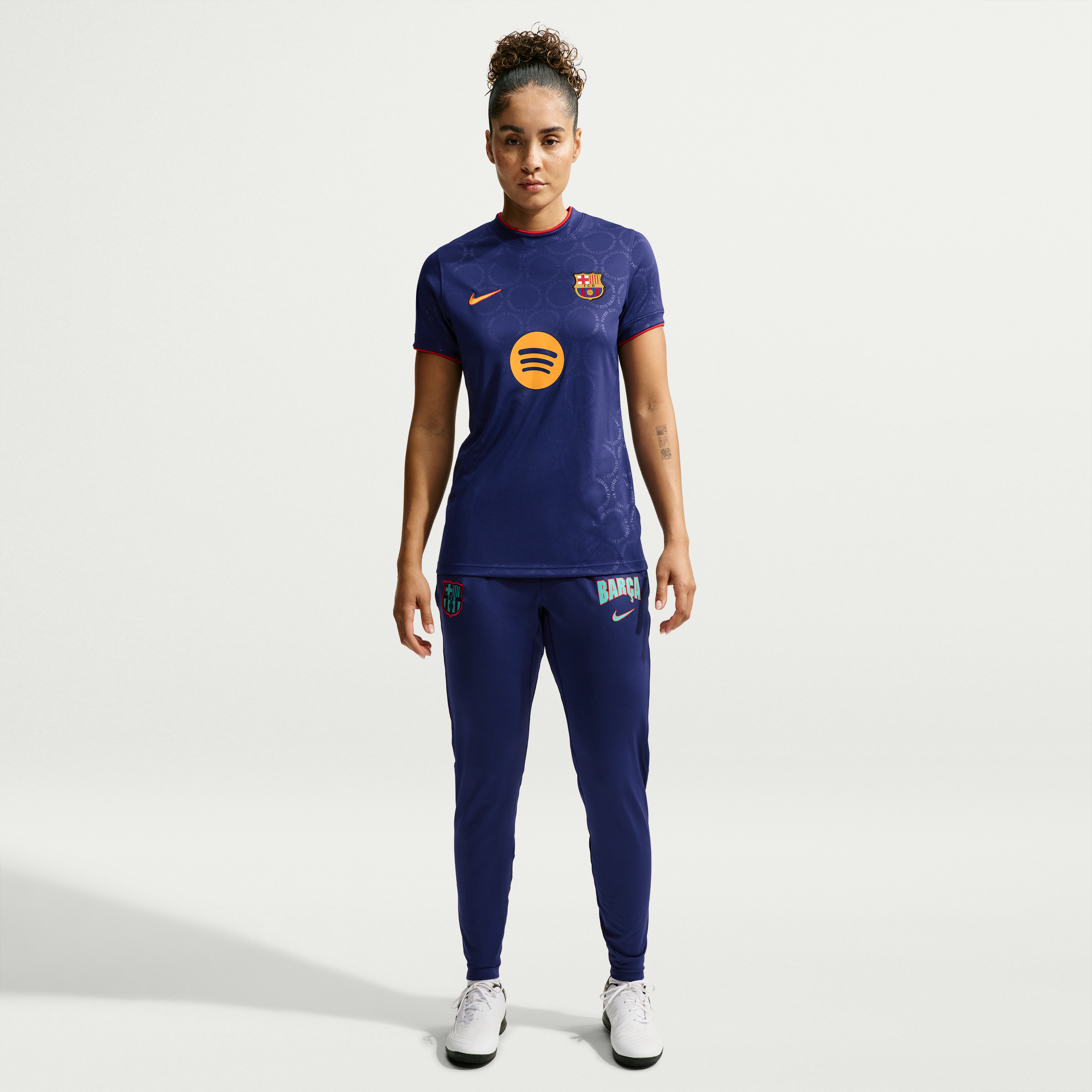 Maillot d'avant-match Nike Royal Barcelone 2026/27 Third Dri-FIT pour femme