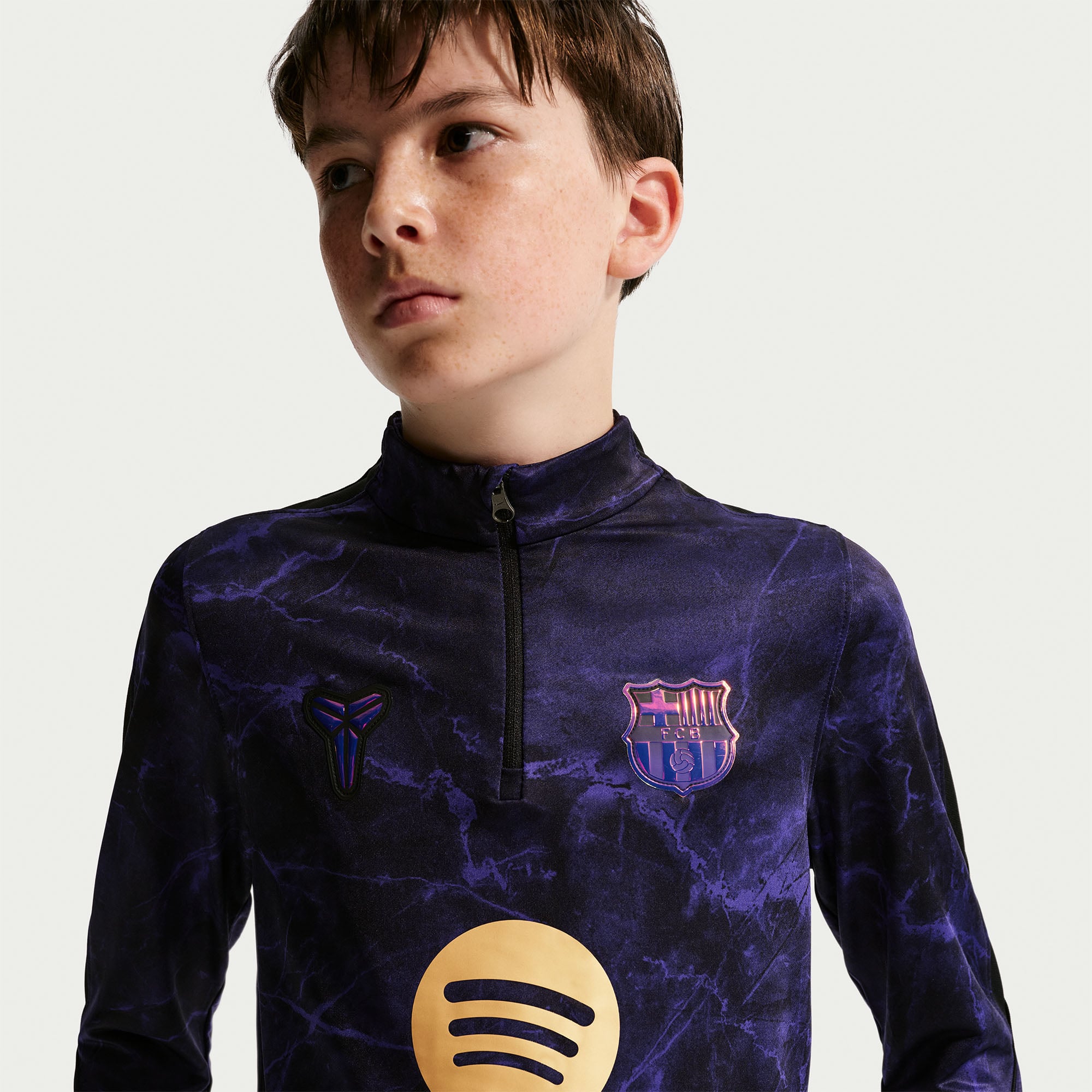 Maillot Nike FC Barcelone extérieur Strike Drill Dri-FIT noir pour enfant (saison 2026/27) à col zippé