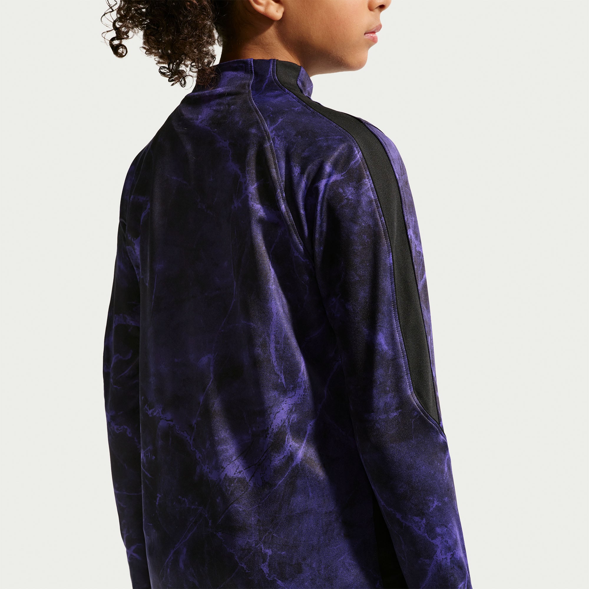 Maillot Nike FC Barcelone extérieur Strike Drill Dri-FIT noir pour enfant (saison 2026/27) à col zippé