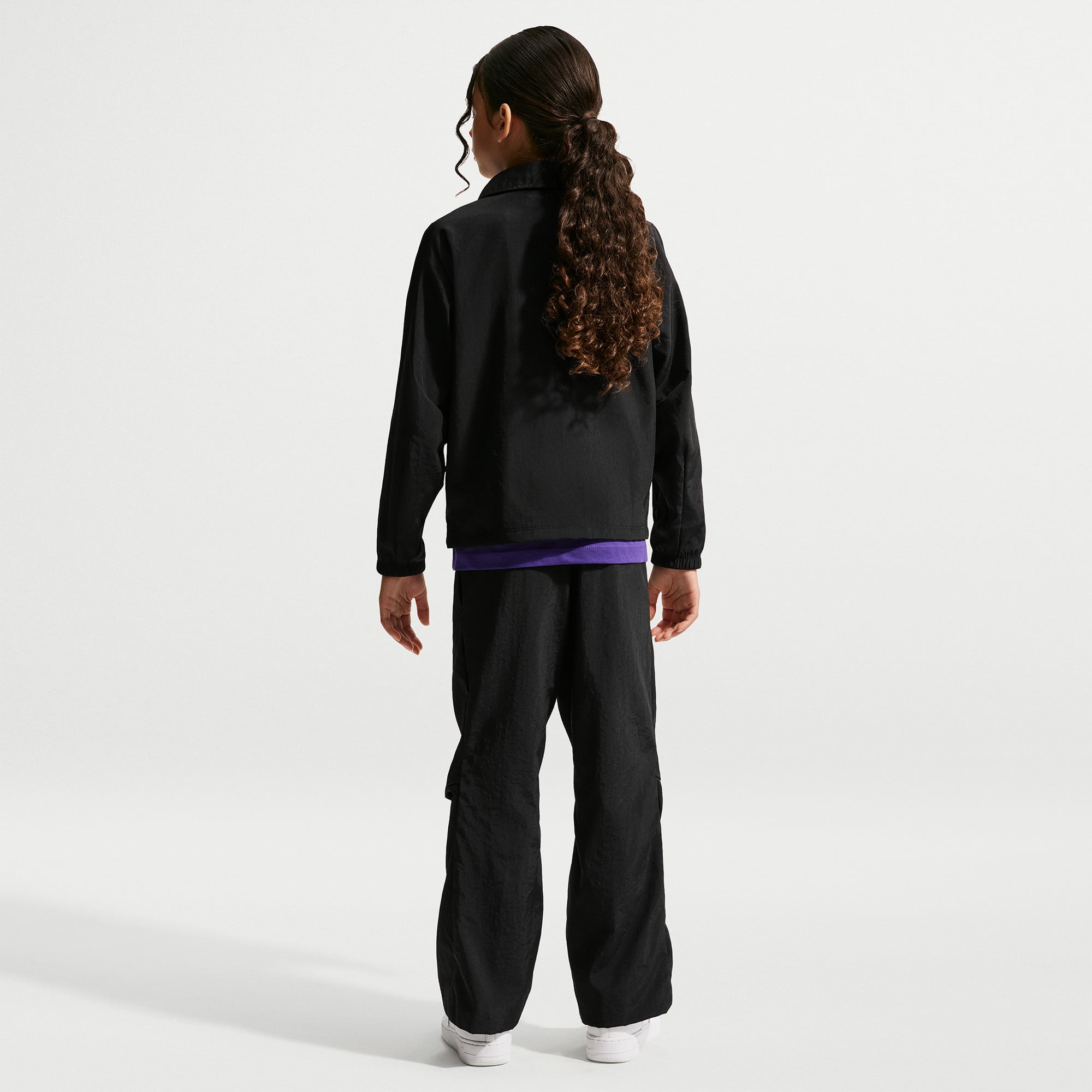 Pantalon tissé extérieur Nike FC Barcelone noir pour enfant (saison 2026/27)