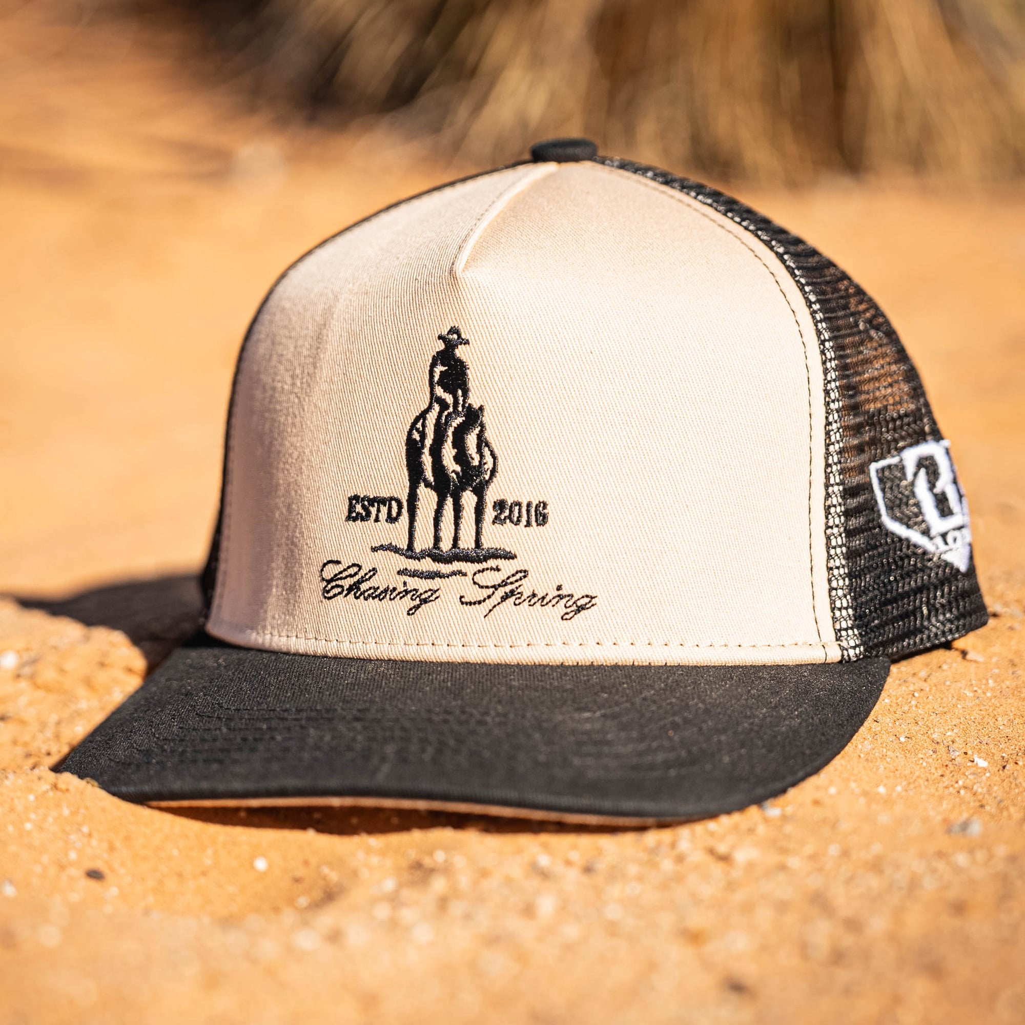 Men's Baseball Lifestyle 101 Cream/Black Bat And Bridle Adjustable Trucker Hat