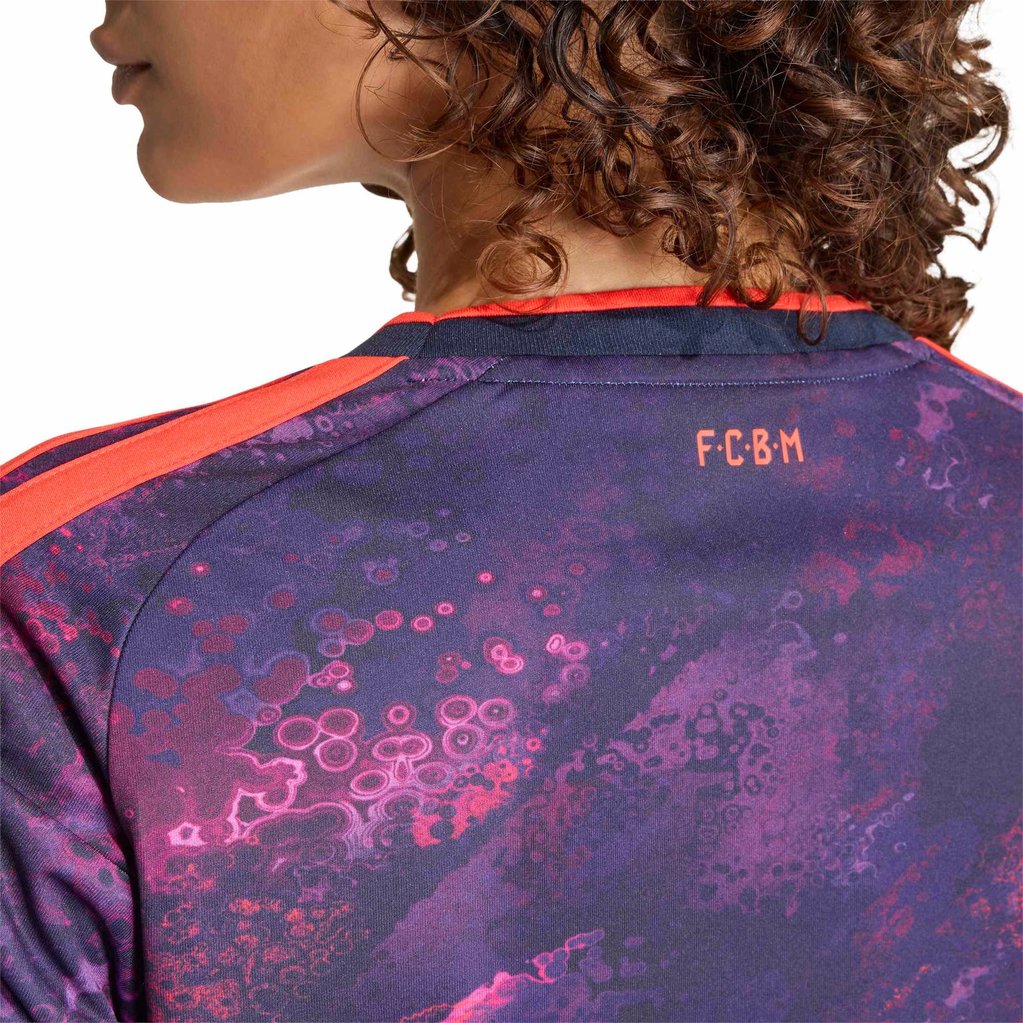 Maillot réplique domicile rouge adidas Bayern Munich 2026/27 pour femme