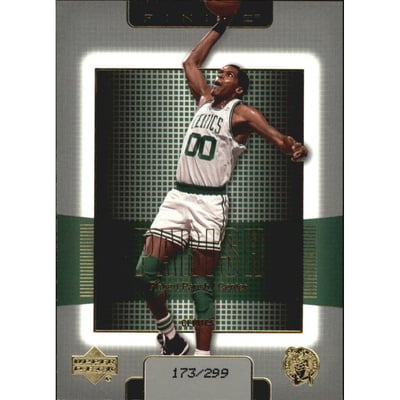 2003-04 Upper Deck Finite Gold #11 Robert Parish