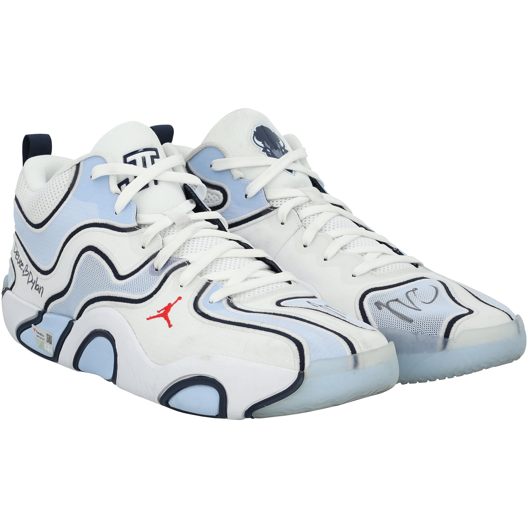 Chaussures Jordan blanches autographiées portées par Jayson Tatum (Boston Celtics) lors du match contre les Chicago Bulls le 29 janvier 2025