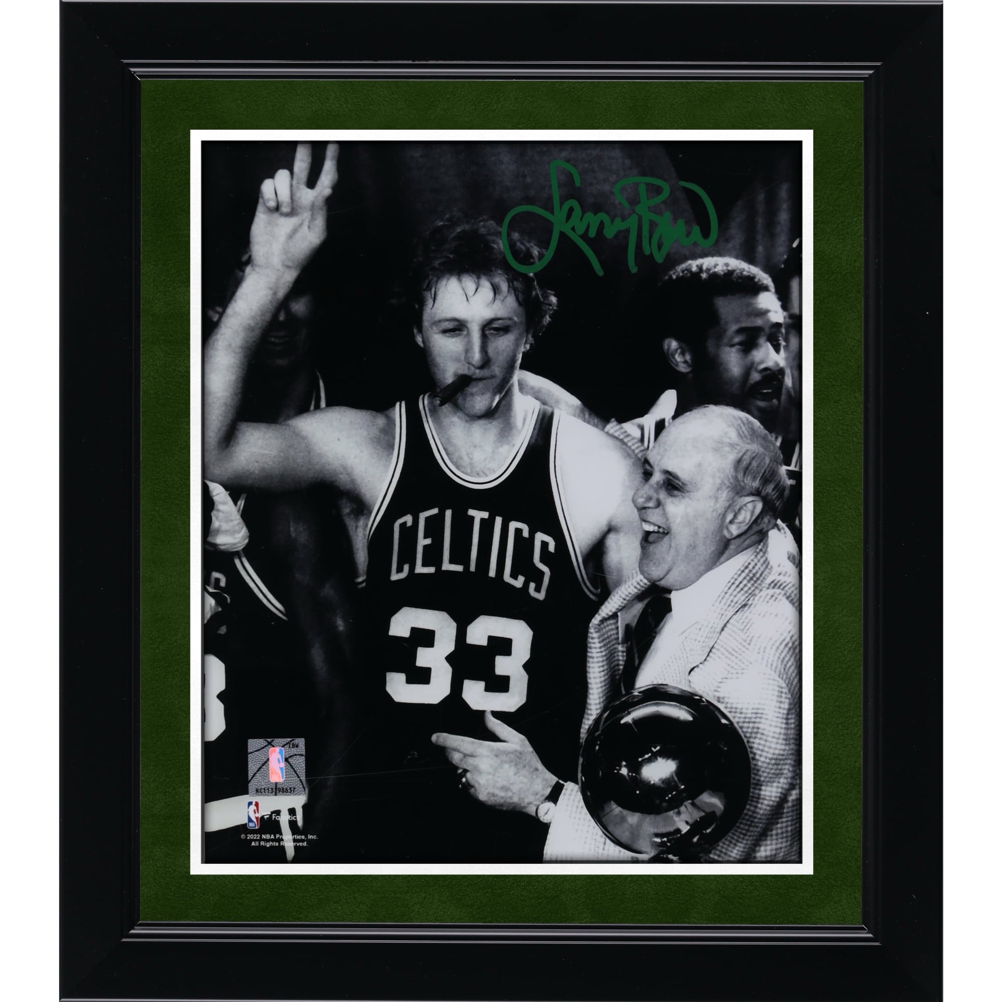 Célébration de cigares autographiée par Larry Bird des Boston Celtics 8" x 10" avec photo rouge