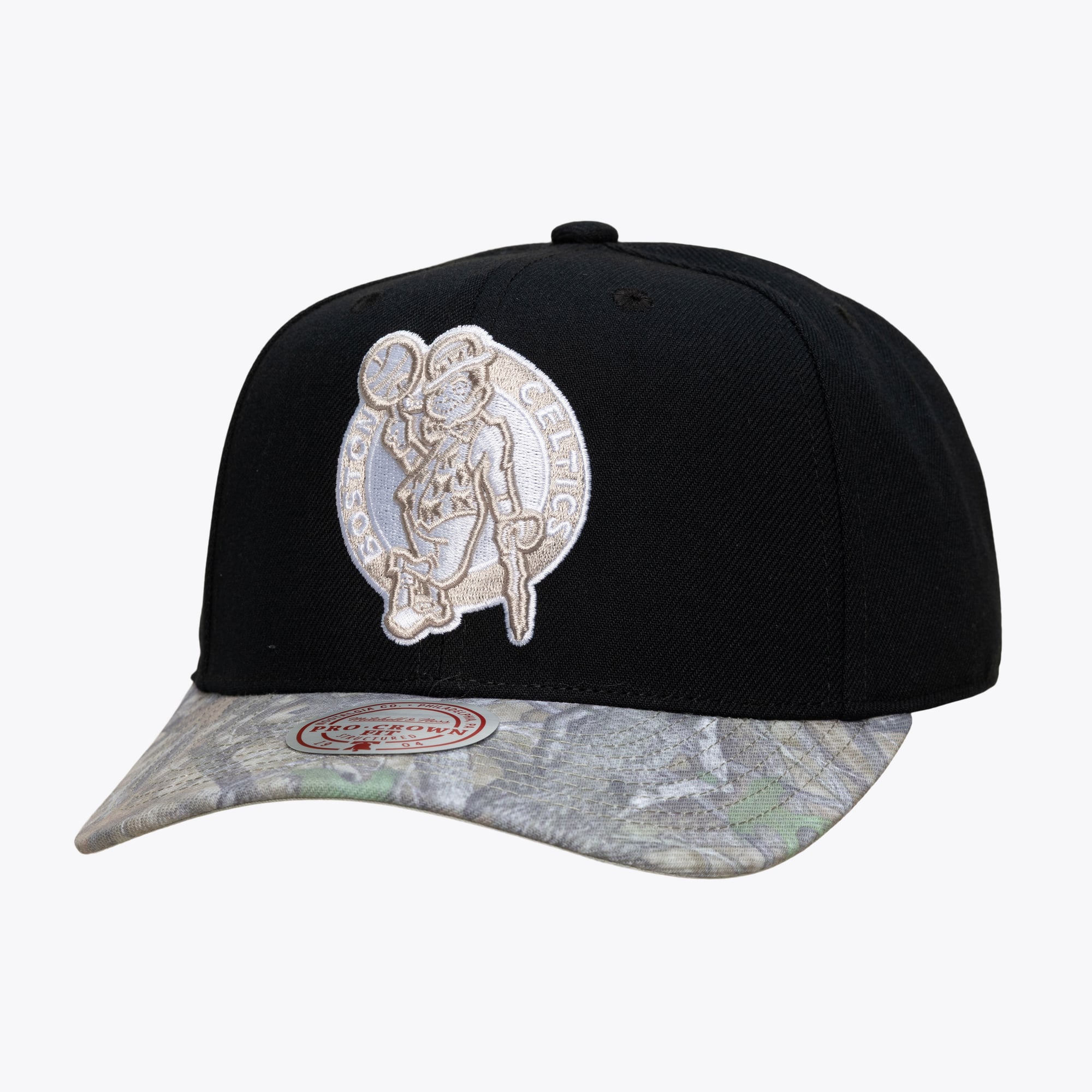 Casquette snapback Mitchell & Ness Pro Crown pour homme, noire/camouflage, Boston Celtics Midnight Timber