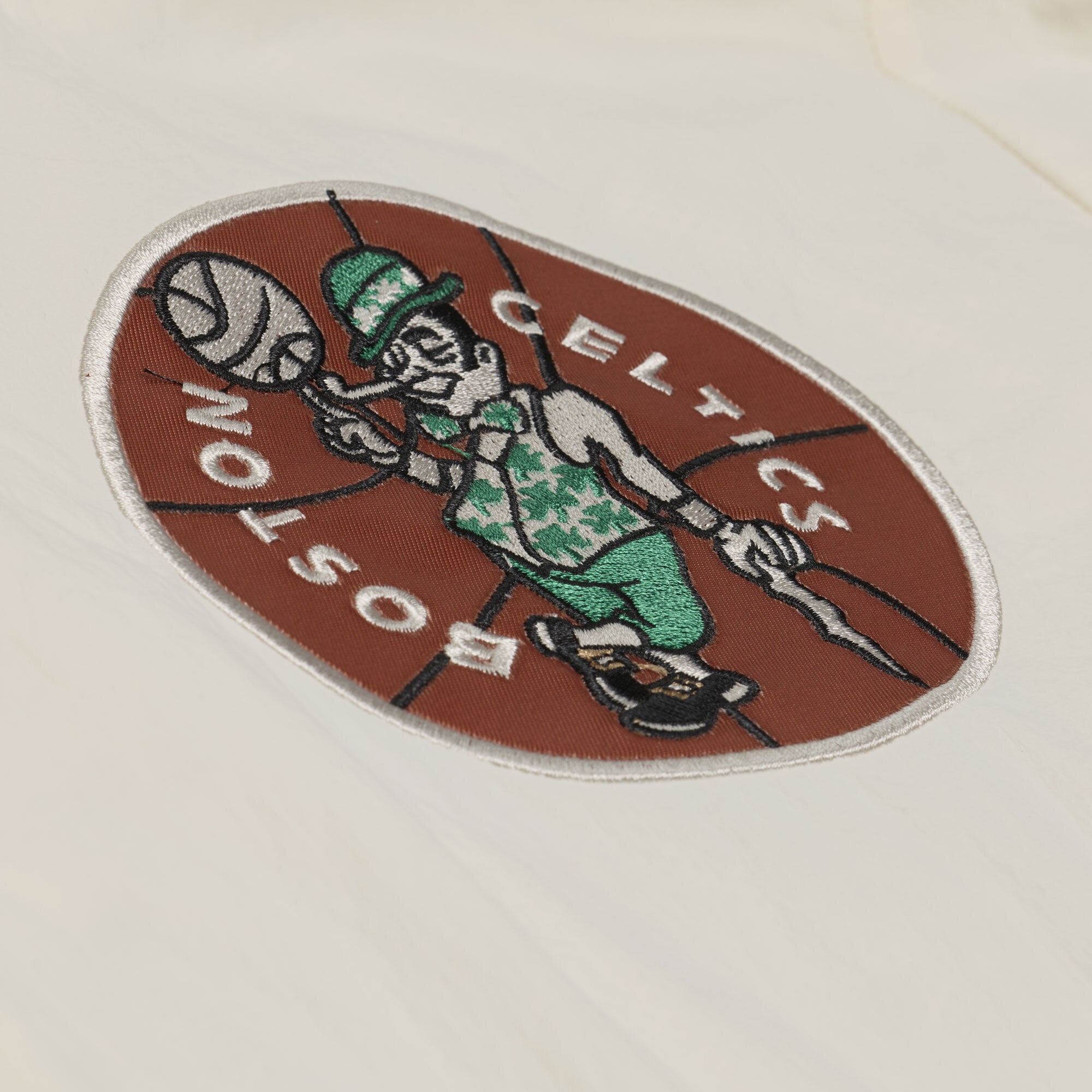 Veste d'entraîneur Mitchell & Ness crème Boston Celtics Retro Root à boutons-pression pour homme