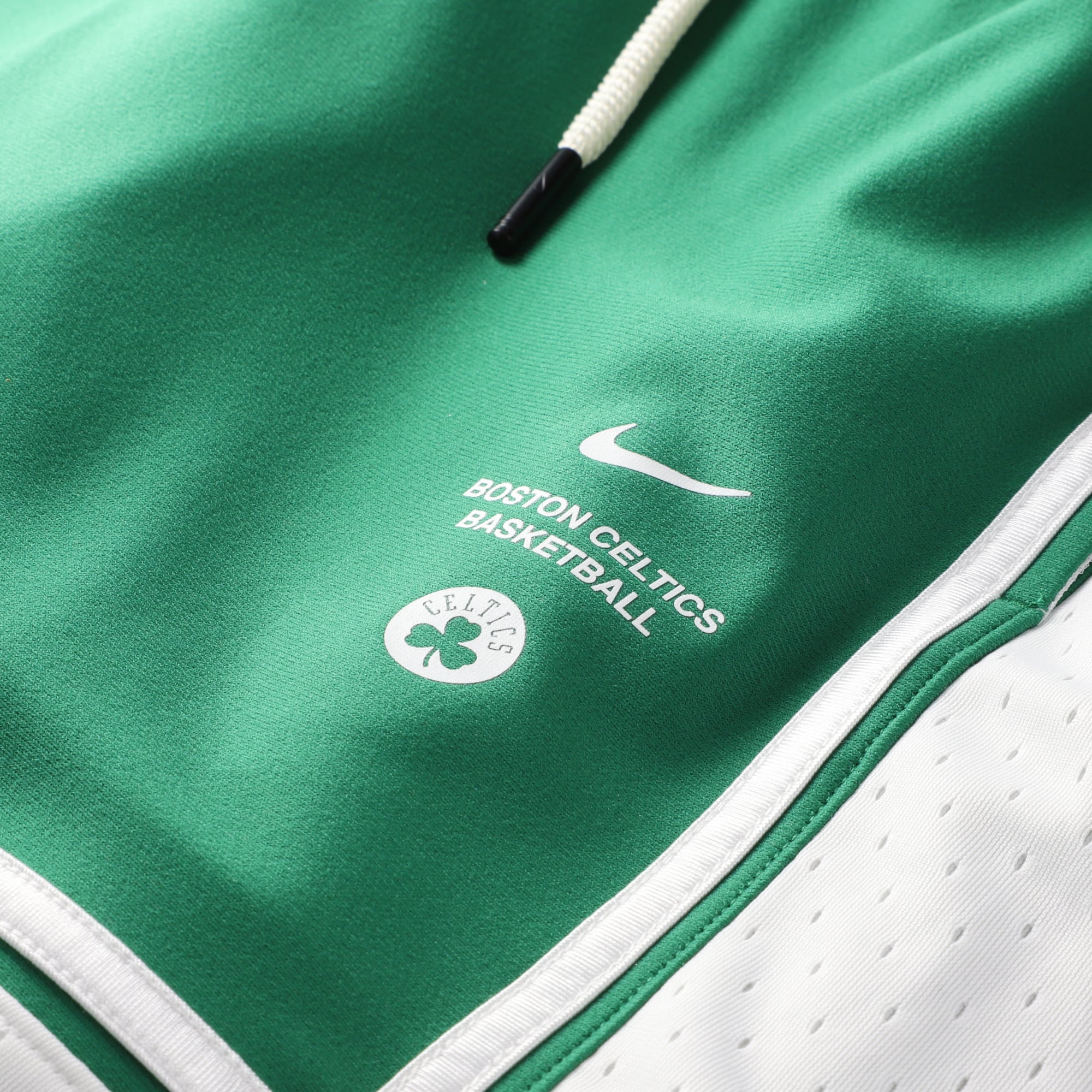 Men's Nike Kelly Green Boston Celtics 2026 Standard Issue Pre-Game Pro Shorts
