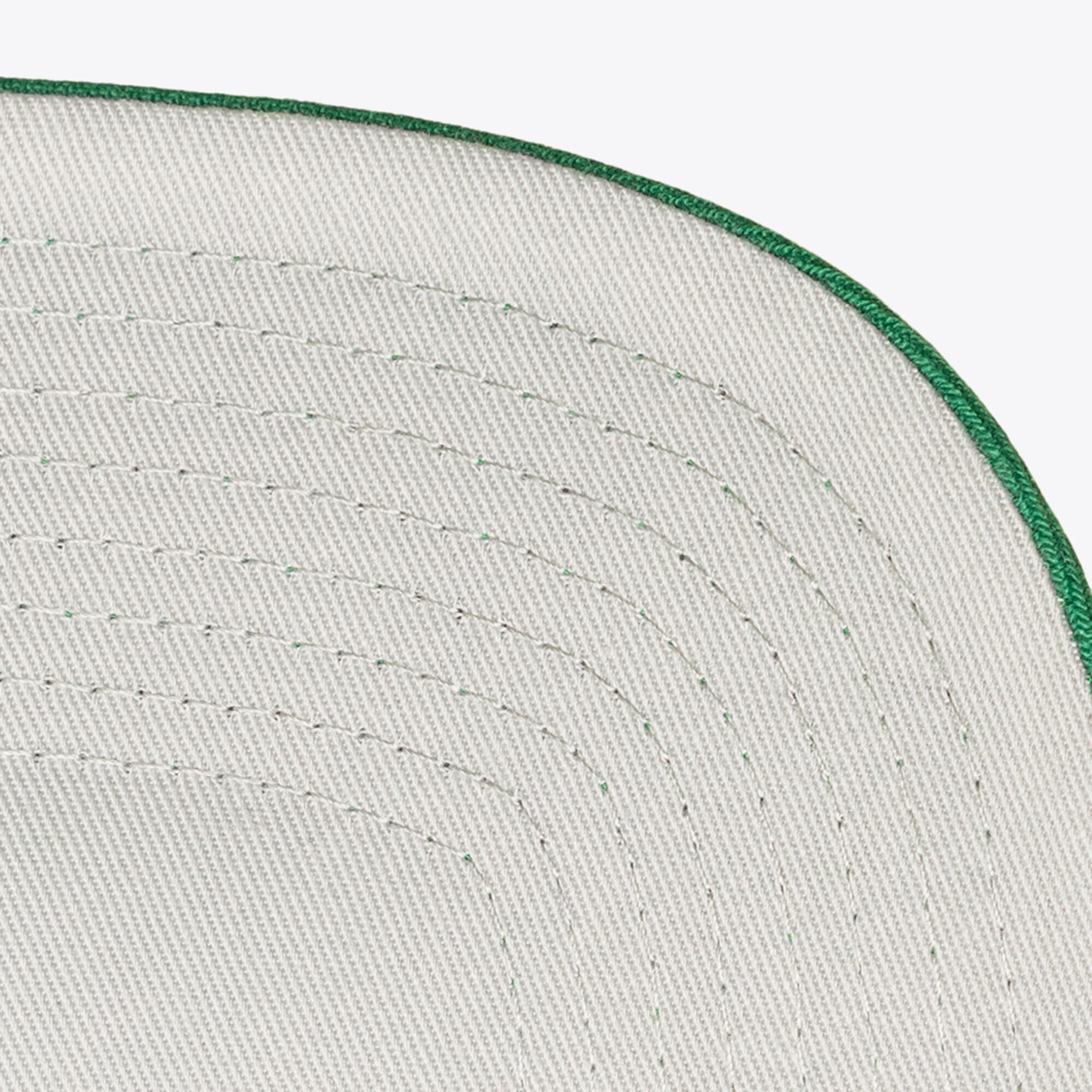 Casquette unisexe Mitchell & Ness crème Boston Celtics Team Pro ajustable