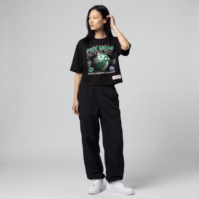  Boston Celtics Mitchell & Ness Women's Street Graphic Boxy Crop T-Shirt - Black