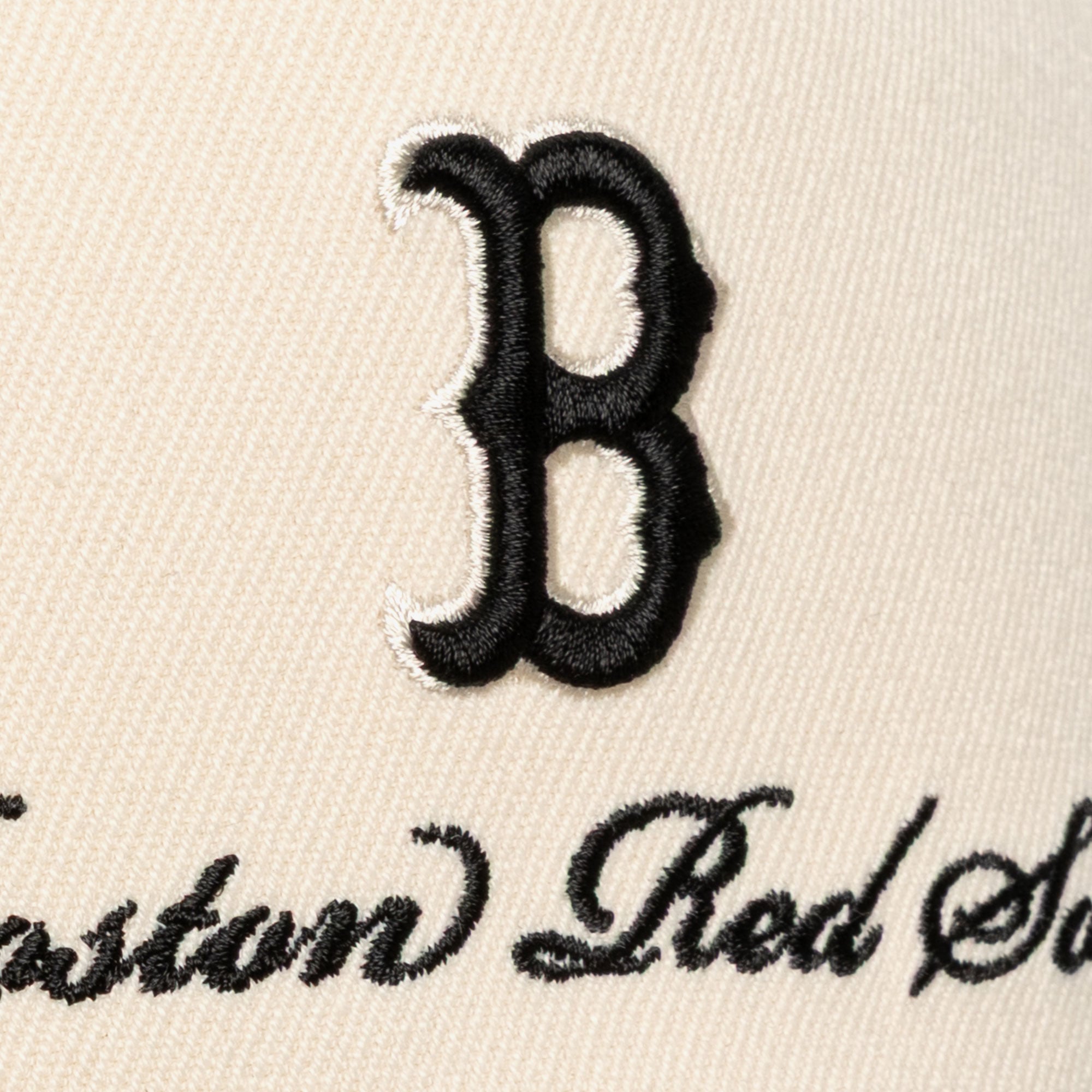Men's Mitchell & Ness  Cream/Black Boston Red Sox Flawless Stretch Snapback Hat