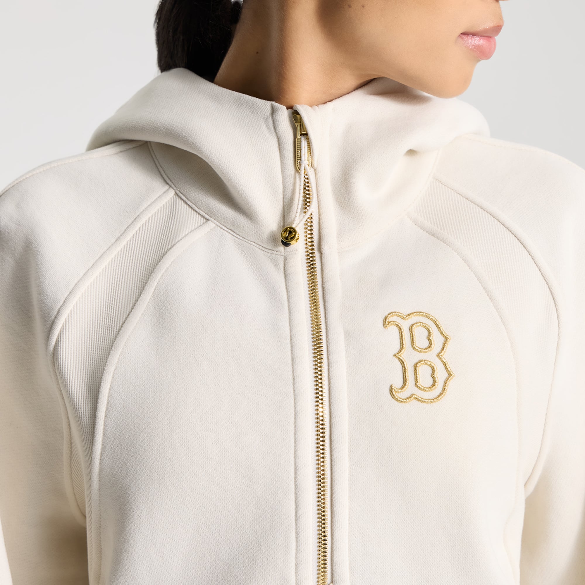 Sweat à capuche oversize demi-zip en scuba crème pour femme de lululemon Boston Red Sox