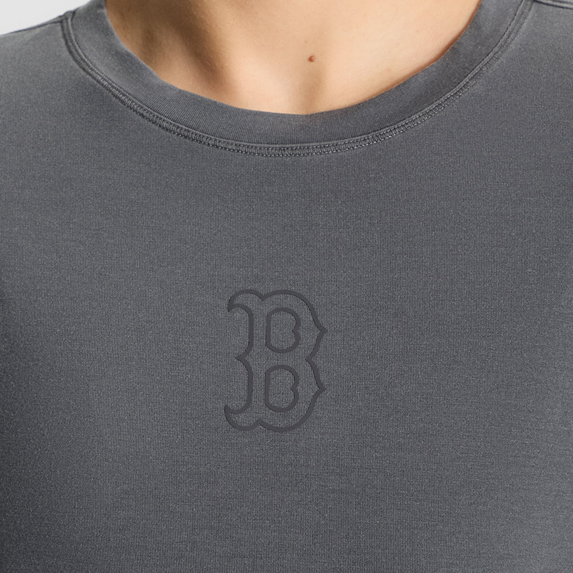 T-shirt à manches longues EasySet Relaxed-Fit gris Boston Red Sox pour femme de lululemon