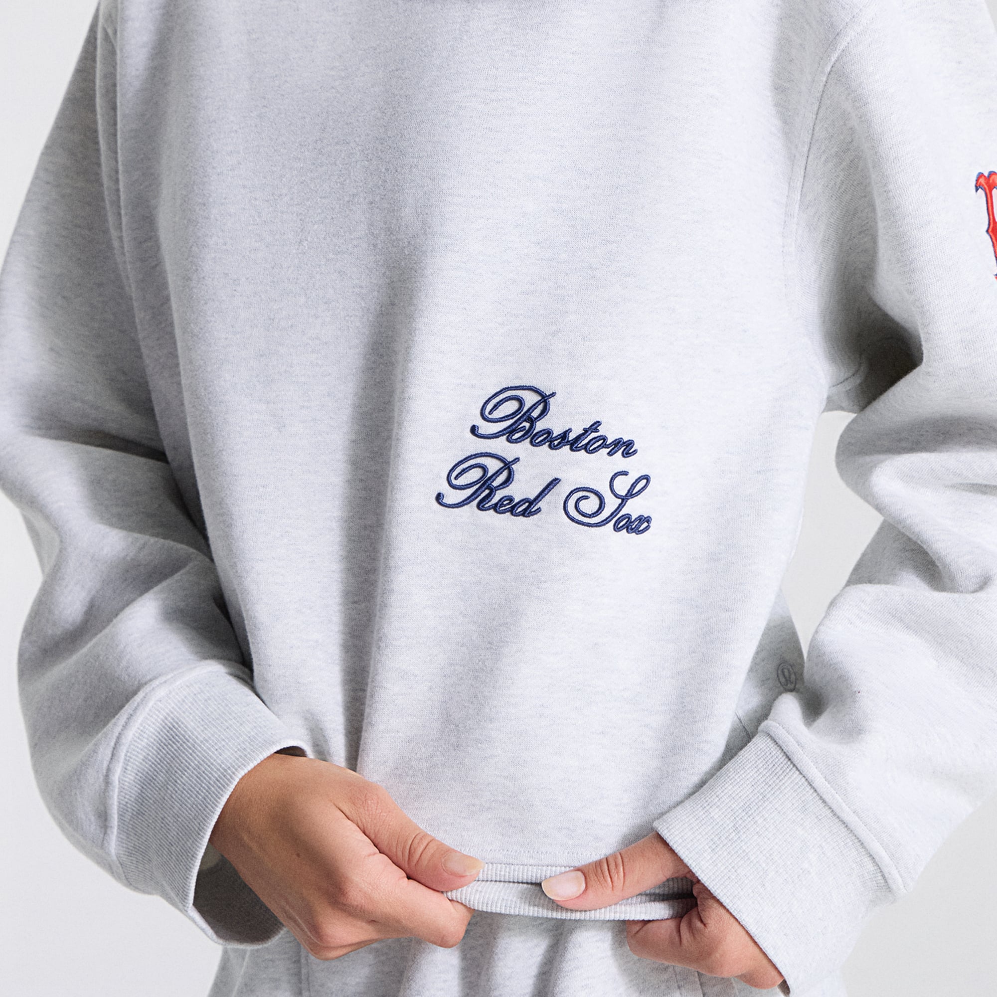 Sweat-shirt oversize lululemon Heathered Core Ultra Light Grey Boston Red Sox Steady State pour femme