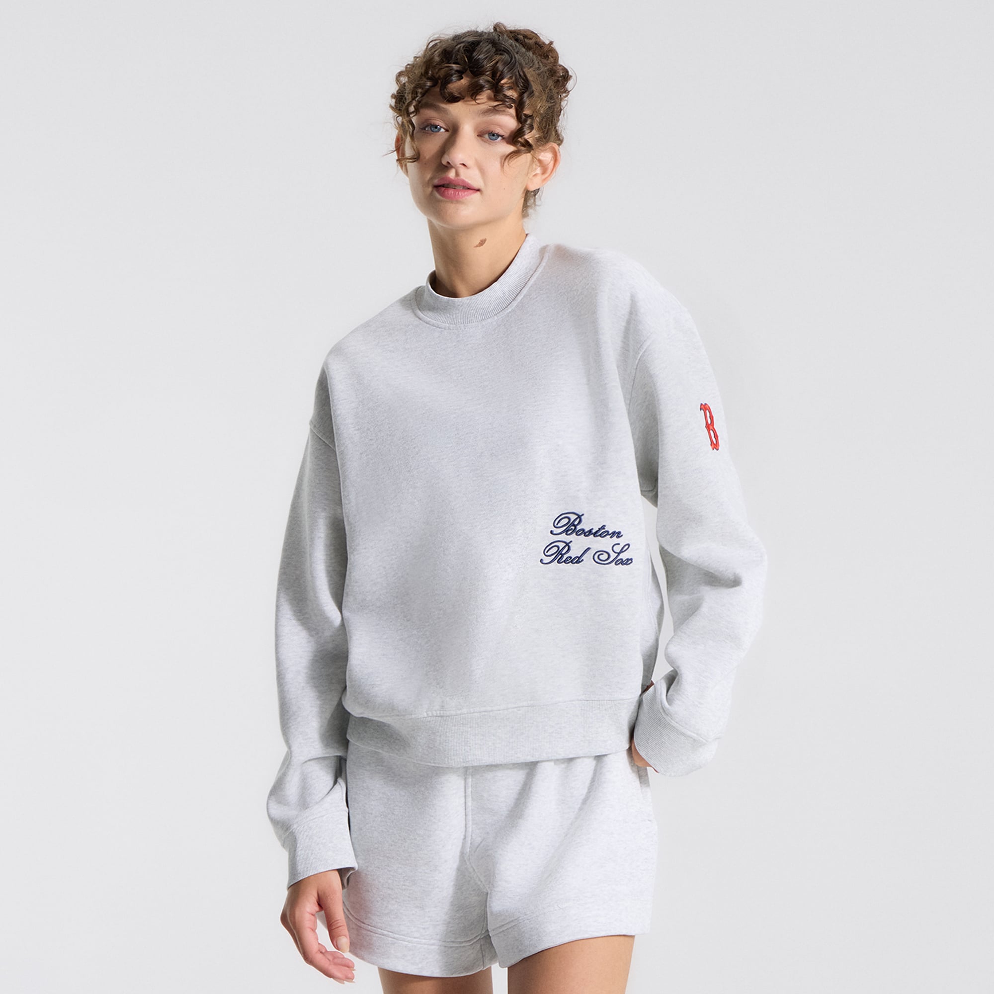 Sweat-shirt oversize lululemon Heathered Core Ultra Light Grey Boston Red Sox Steady State pour femme