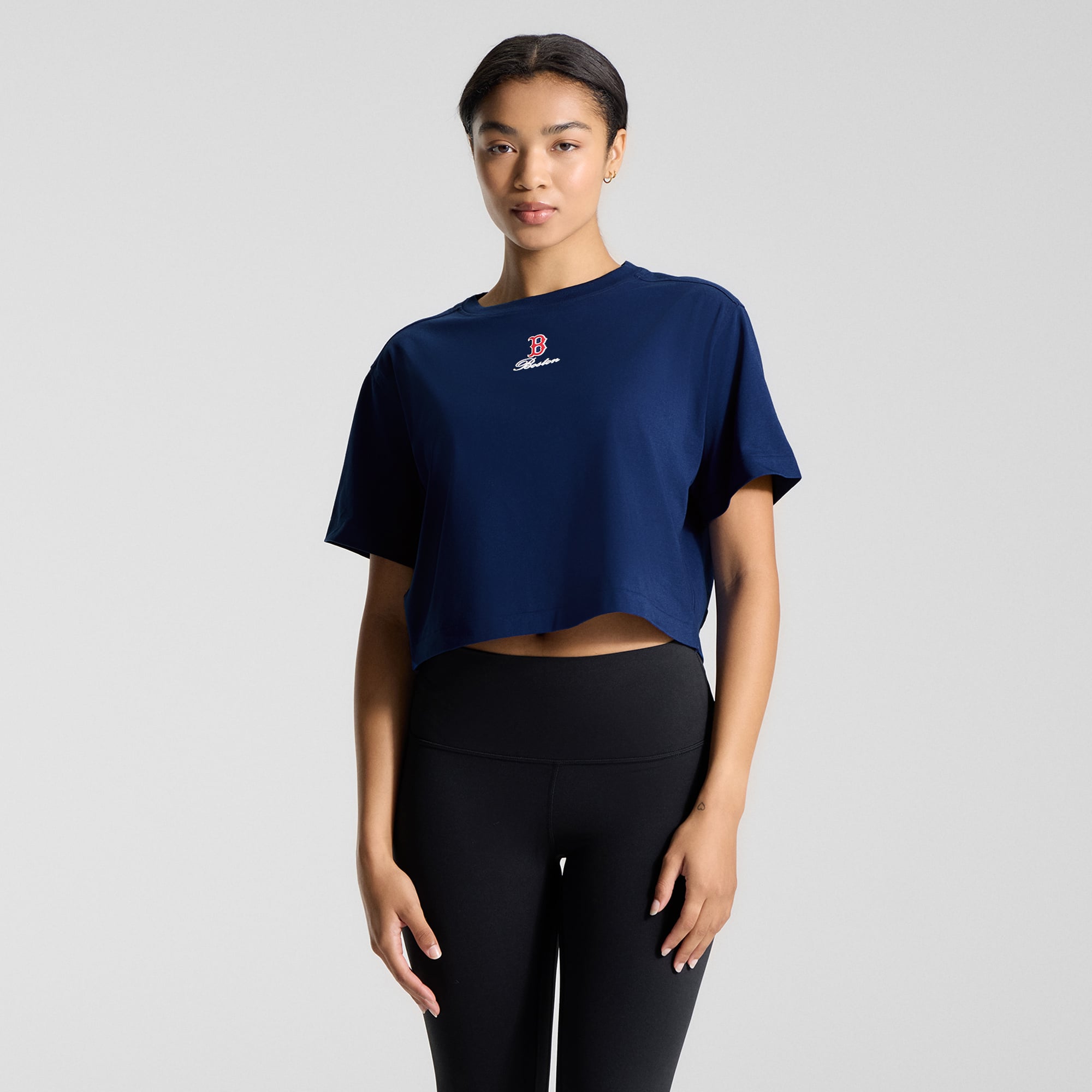 T-shirt en coton biologique lululemon Midnight Shadow Boston Red Sox All Yours pour femme