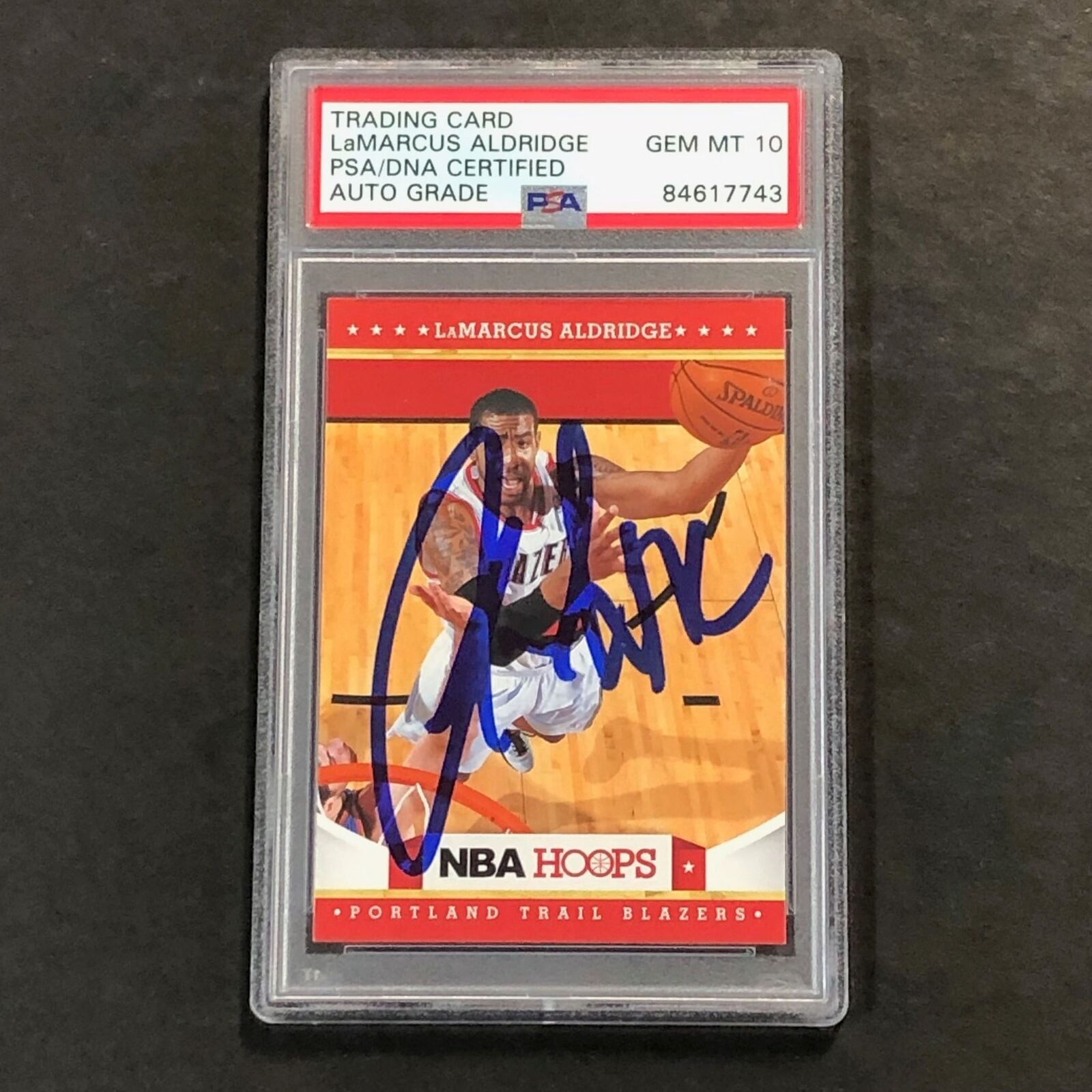 LaMarcus Aldridge NBA 2012-13 Panini Totally Certified Signatures 