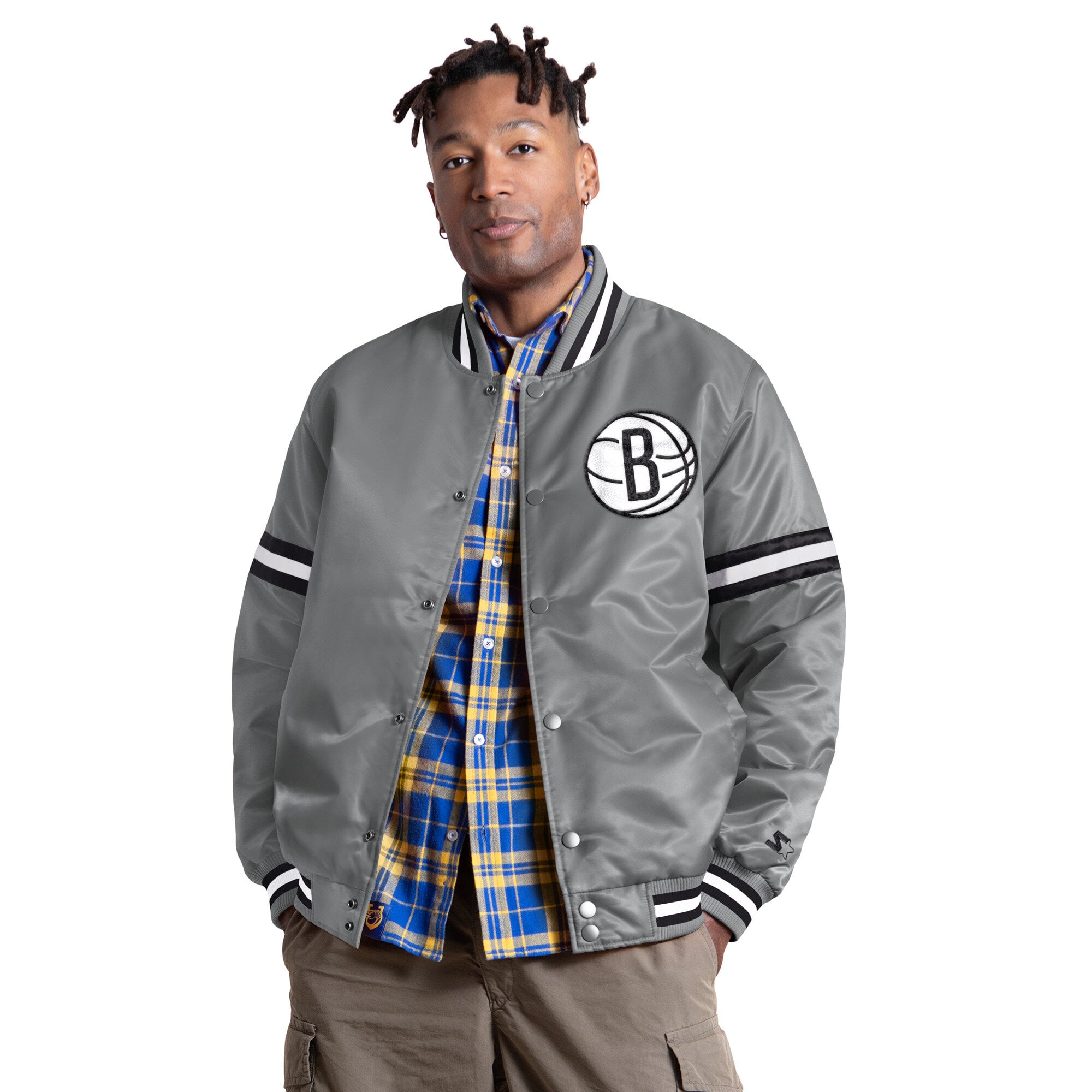 Veste universitaire Starter grise Brooklyn Nets Courtside II pour homme, fermeture à boutons-pression.