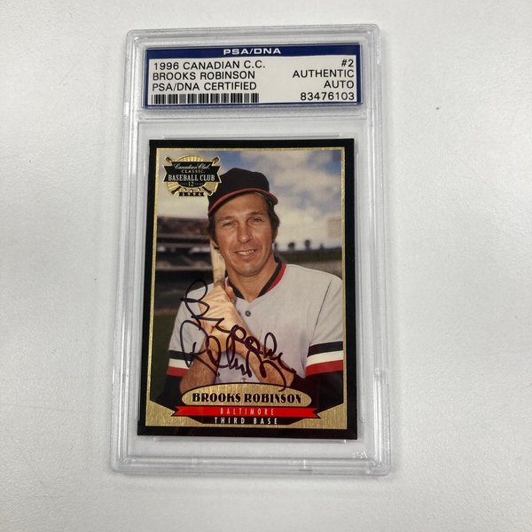 Brooks Robinson Memorabilia, Autographed Brooks Robinson 