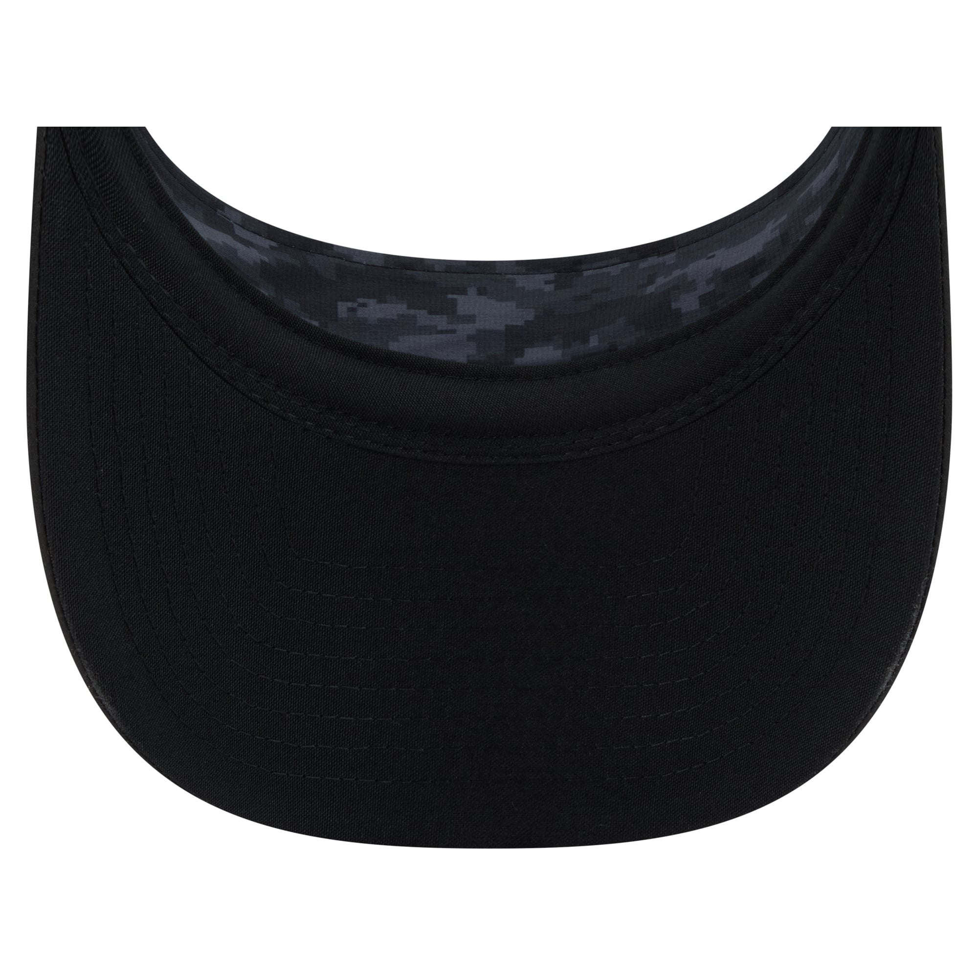 Casquette New Era noire pour homme Buffalo Bills 2026 Salute To Service, visière ajustable