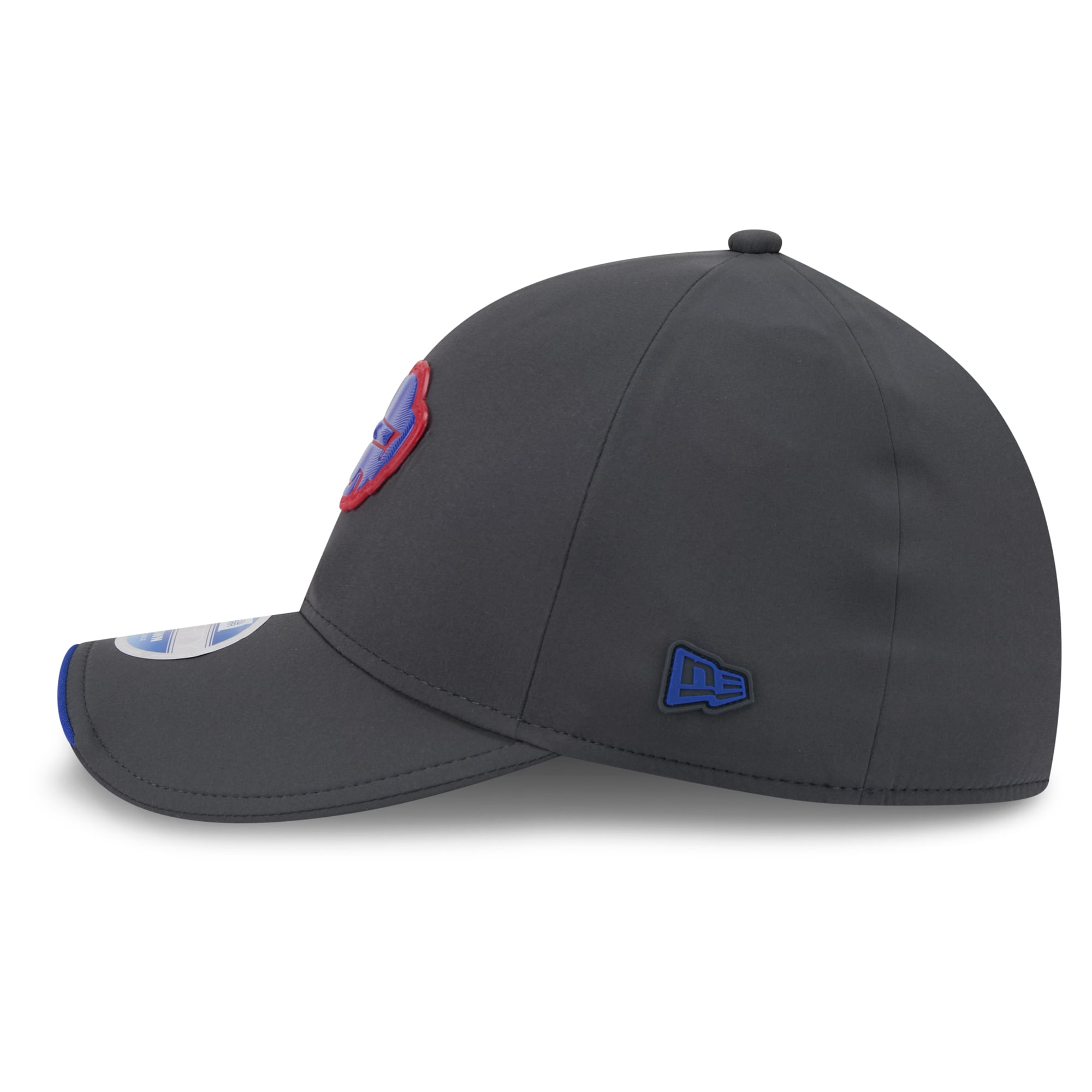 Casquette extensible New Era Buffalo Bills 2026 Sideline pour homme, couleur anthracite, modèle 39THIRTY M-Crown, idéale les temps froids.