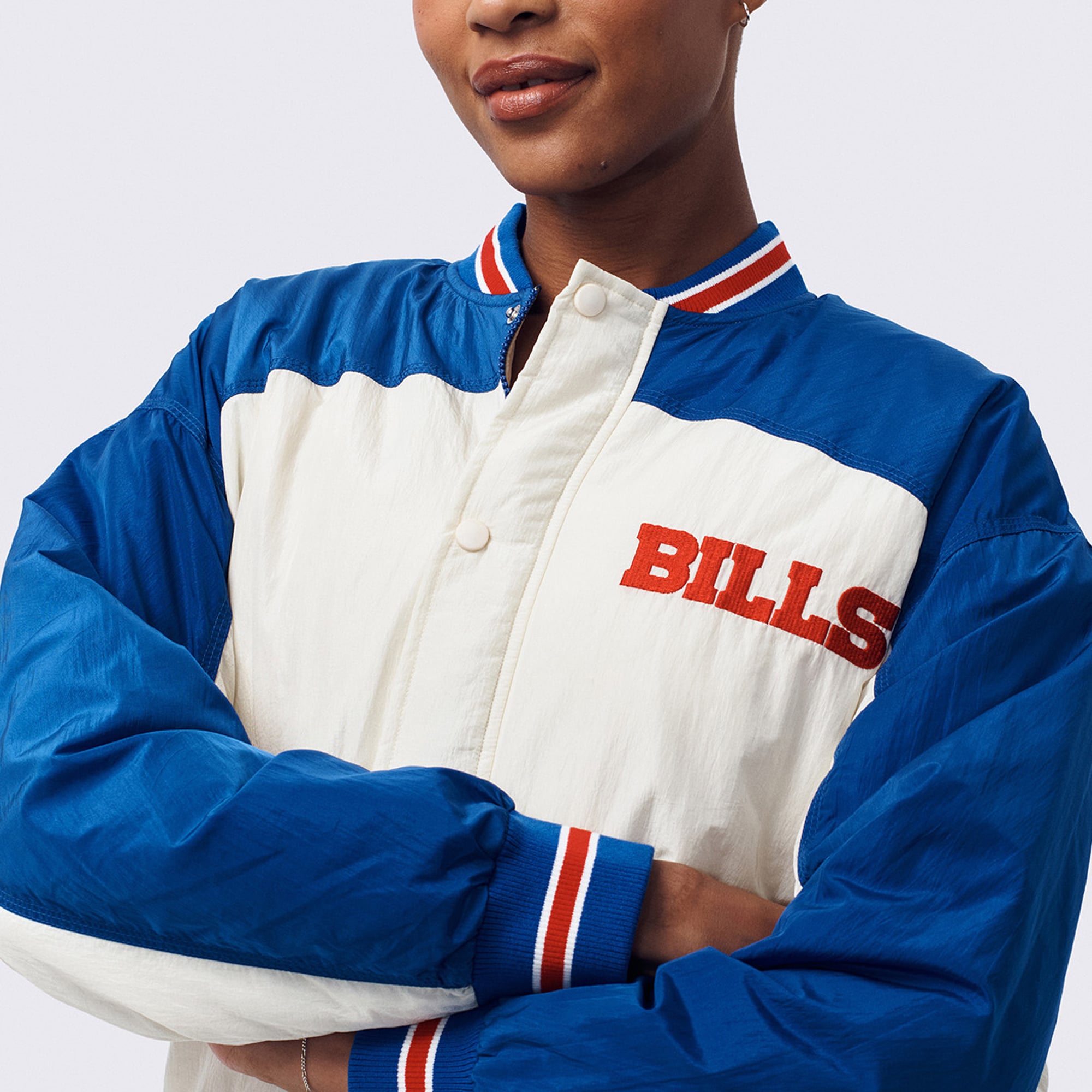 Veste bomber zippée Terez blanche Buffalo Bills à double empiècement pour femme