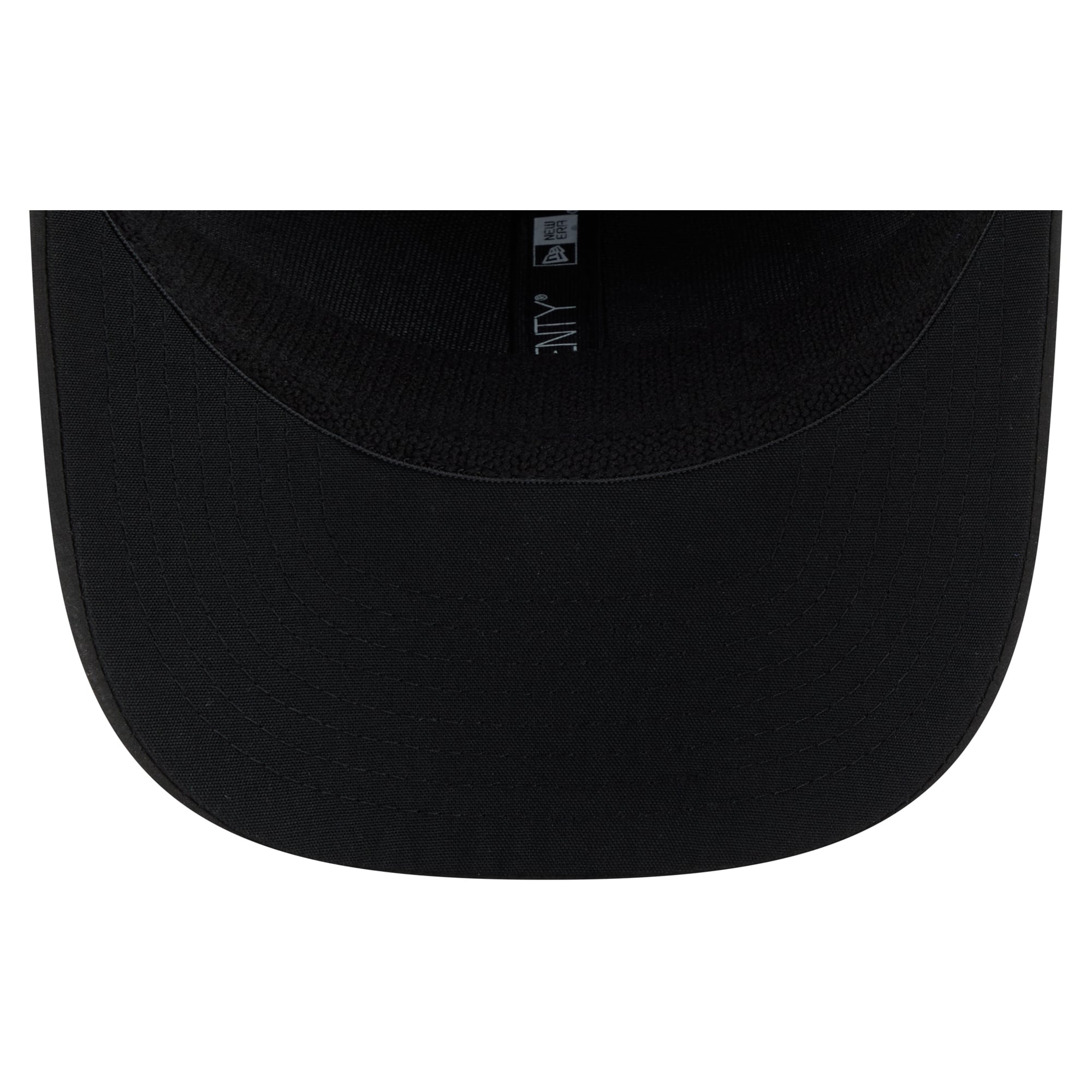 Casquette ajustable New Era Black Buffalo Bills 2026 Salute To Service 9SEVENTY pour jeunes