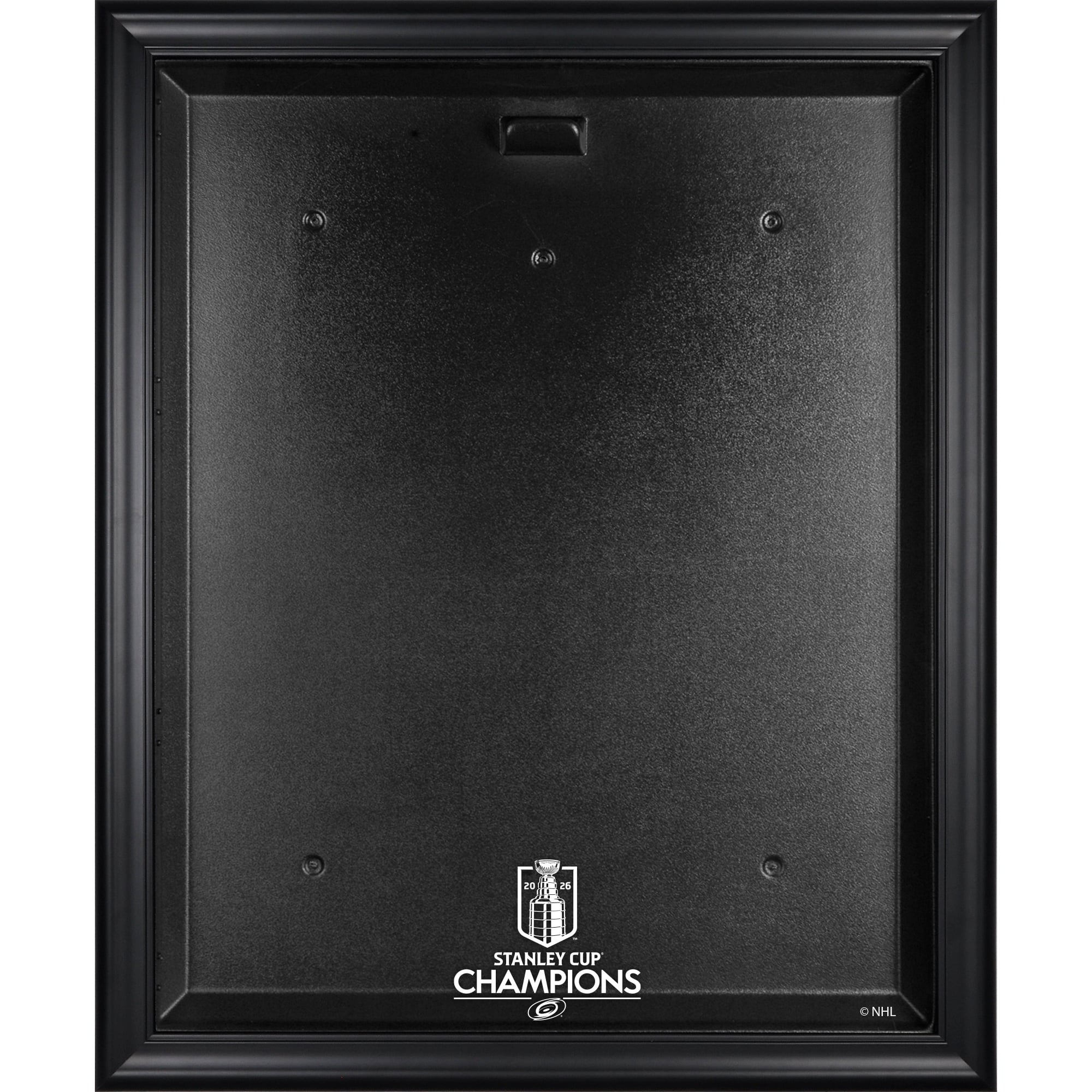 Maillot encadré noir des Hurricanes de la Caroline, champions de la Coupe Stanley 2026. Vitrine pour maillot.