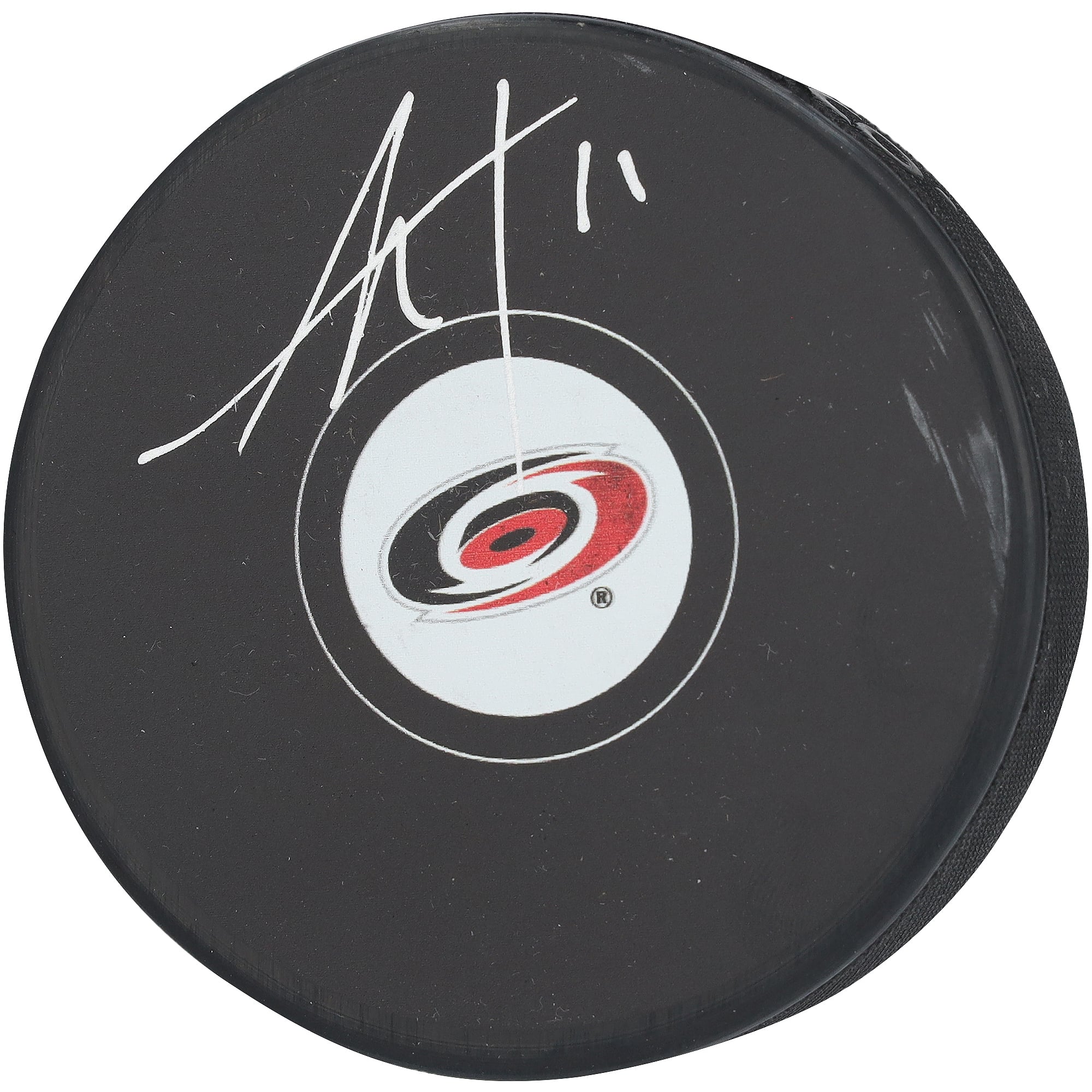 Rondelle de hockey autographiée par Jordan Staal des Hurricanes de la Caroline