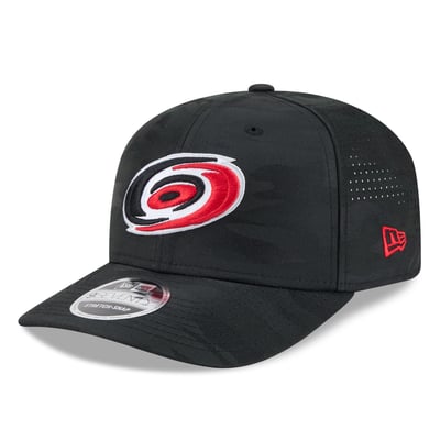 Casquette ajustable perforée New Era 9SEVENTY camouflage noir Carolina Hurricanes pour homme