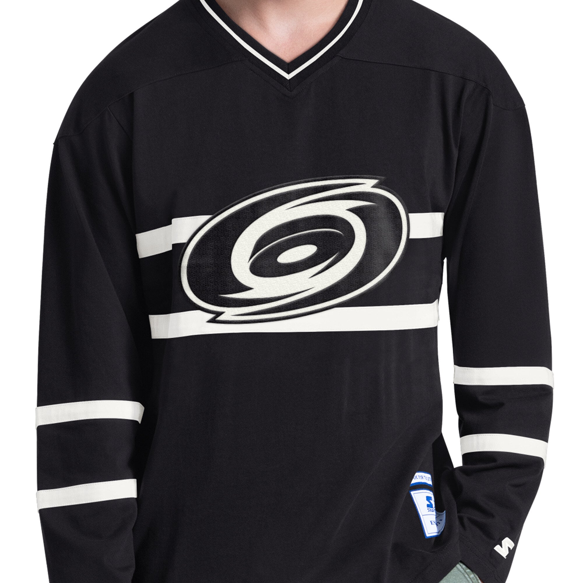 T-shirt à manches longues et col en V Starter Black Carolina Hurricanes pour homme