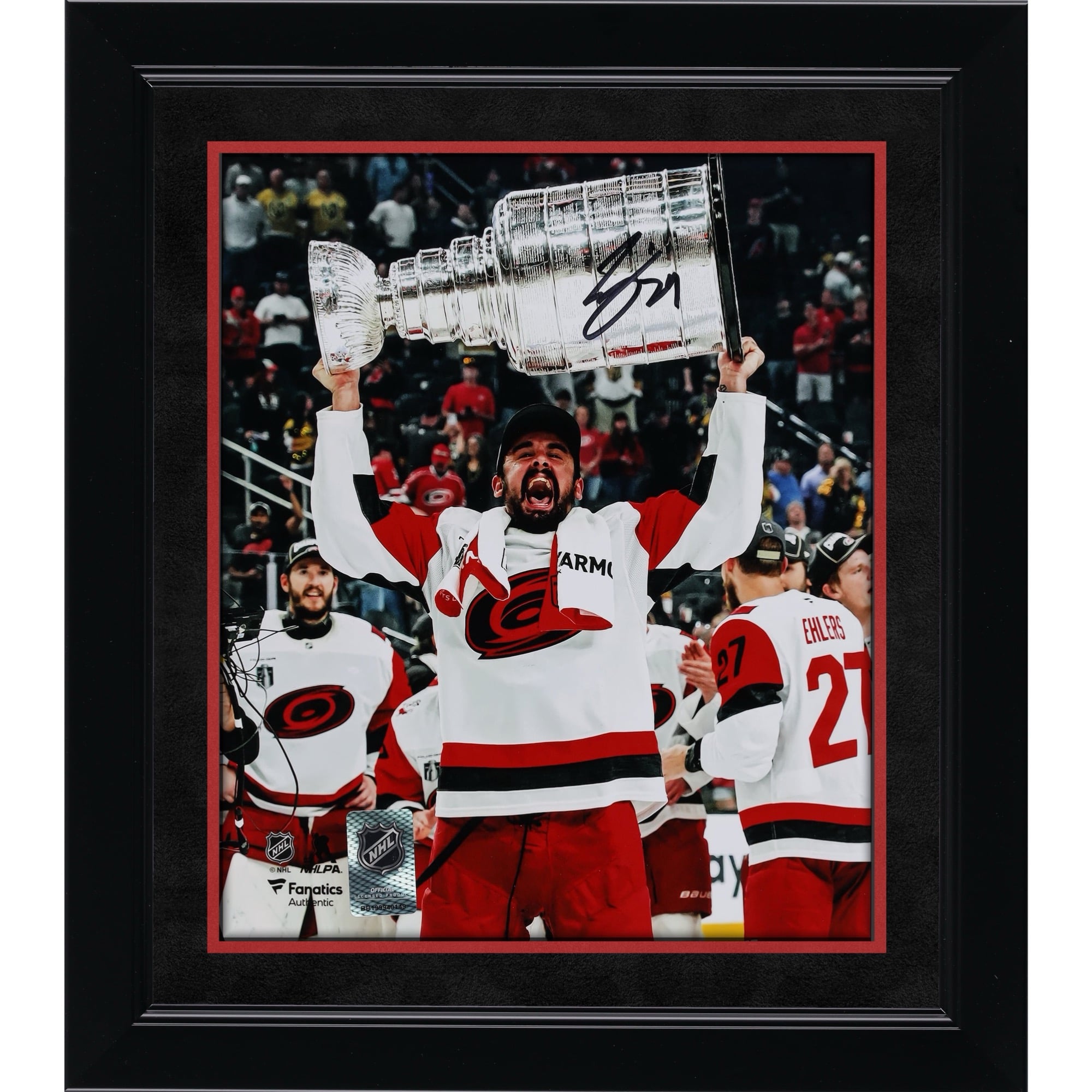 Photo autographiée de Seth Jarvis, des Hurricanes de la Caroline, champions de la Coupe Stanley 2026 ( po x po