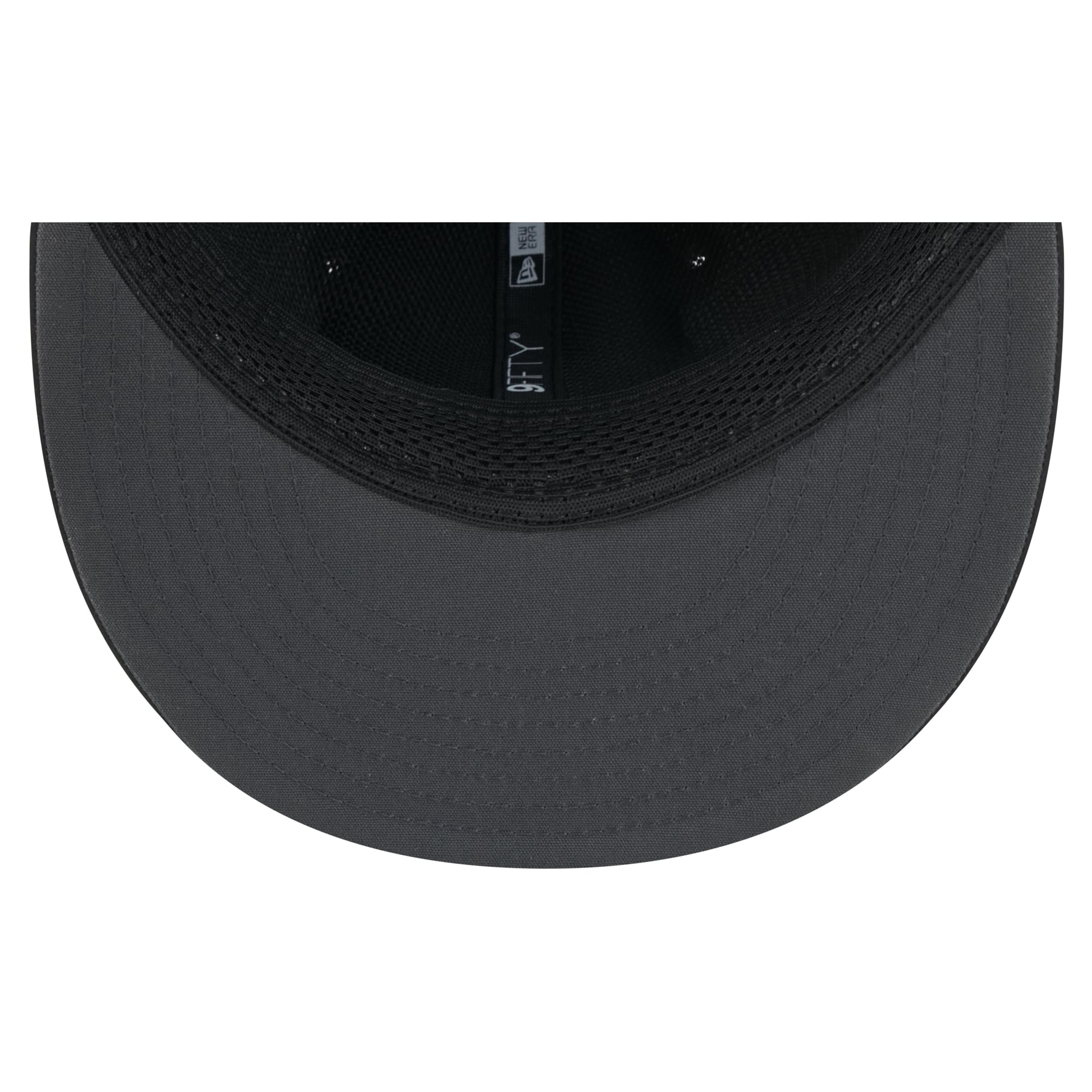 Men's New Era Black Carolina Panthers 2026 Sideline 9FIFTY Snapback Hat