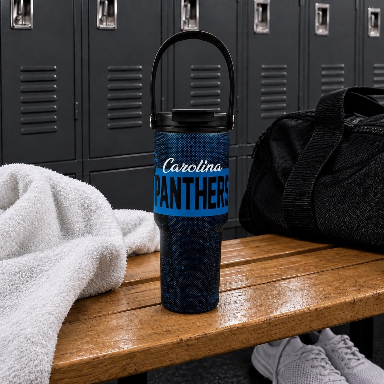 Gourde Pegasus Carolina Panthers 710 ml (24 oz) en acier inoxydable à double bouchon et motif moucheté dégradé