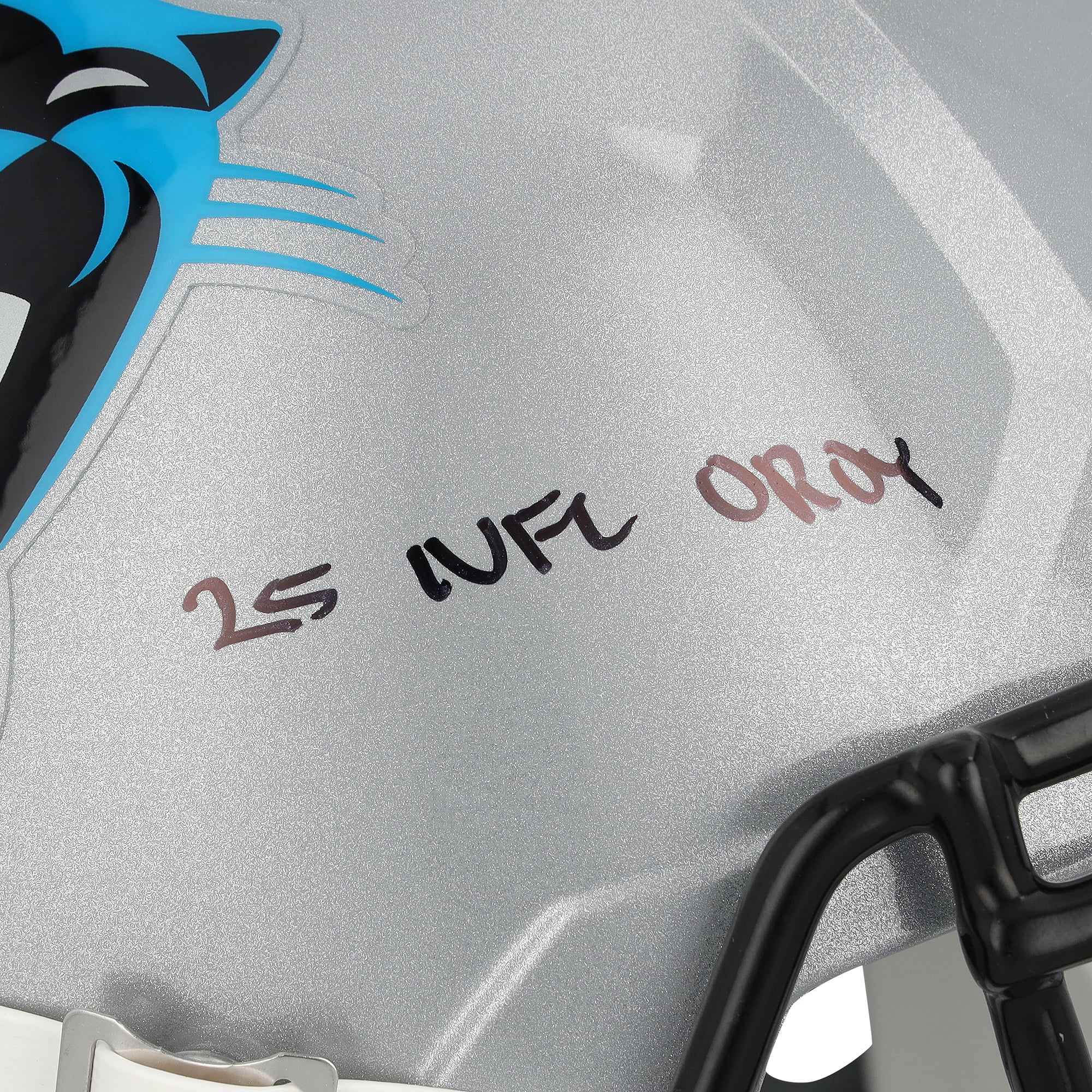 Casque réplique Riddell Speed ​​autographié par Tetairoa McMillan des Panthers de la Caroline avec inscription « 25 NFL OROY »