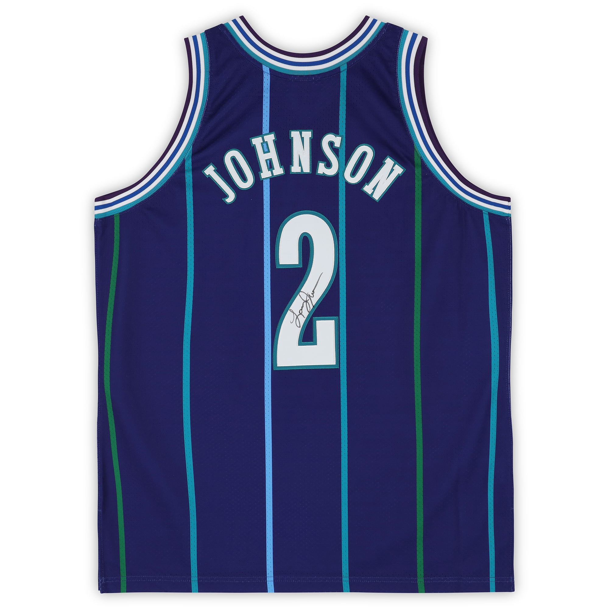 Maillot authentique Mitchell & Ness violet autographié par Larry Johnson des Charlotte Hornets (1996)