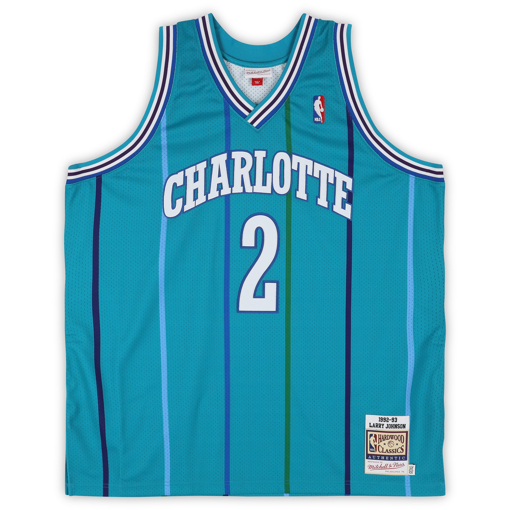 Maillot Swingman Mitchell & Ness turquoise 1992 autographié par Larry Johnson des Charlotte Hornets