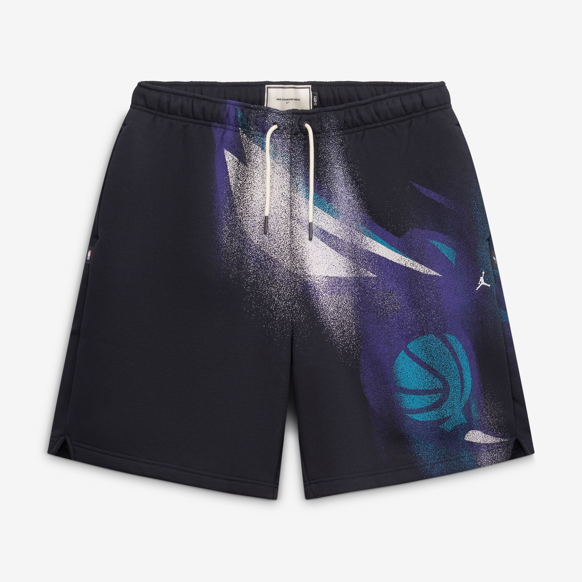 Short en polaire Jordan Brand Black Charlotte Hornets 2026 Standard Issue Practice Icon pour homme
