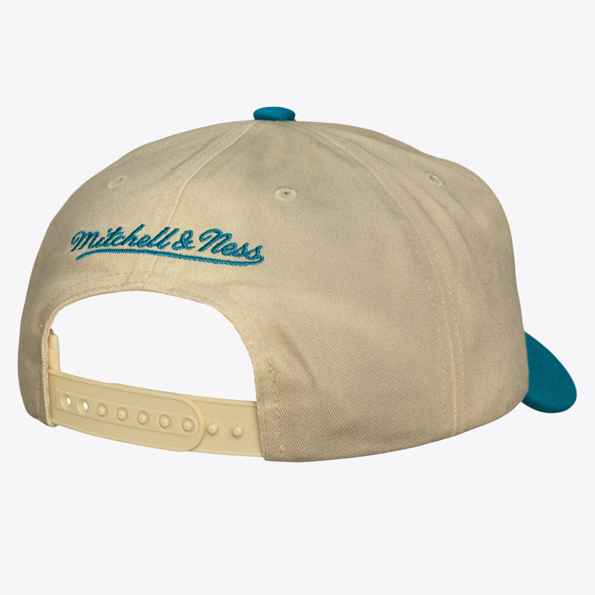 Men's Mitchell & Ness Cream Charlotte Hornets Hardwood Classics Retro Roots Snapback Hat