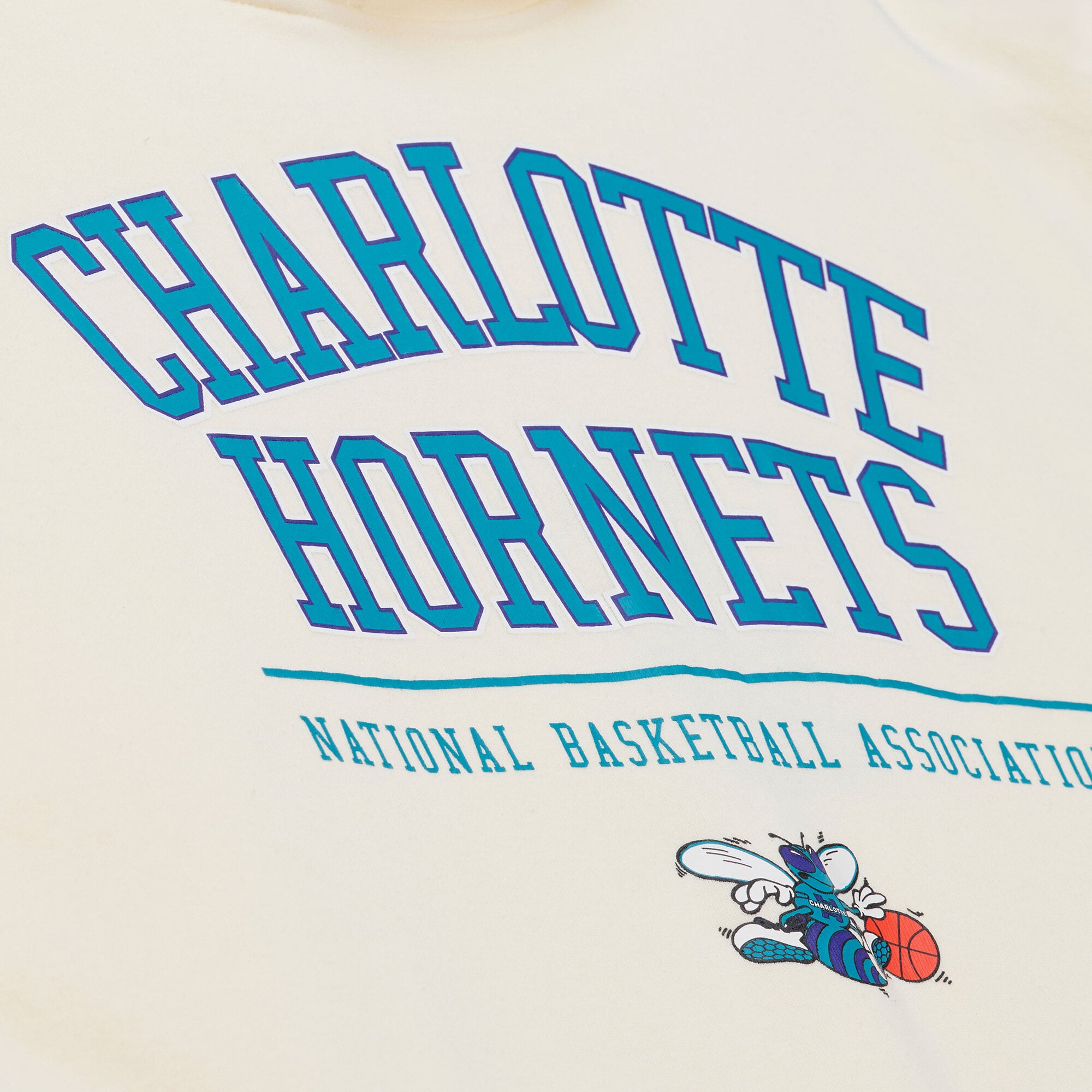Men's Mitchell & Ness Cream Charlotte Hornets Walk-Off Fleece Hoodie