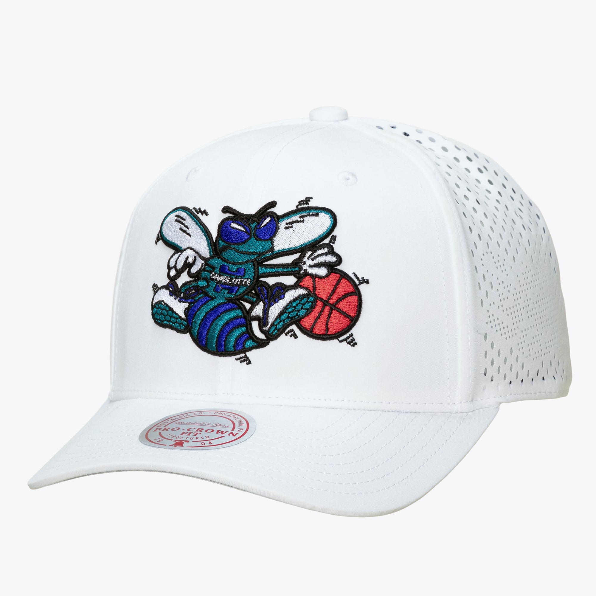 Men's Mitchell & Ness White Charlotte Hornets Perfect Lightweight Pro Crown Adjustable Hat