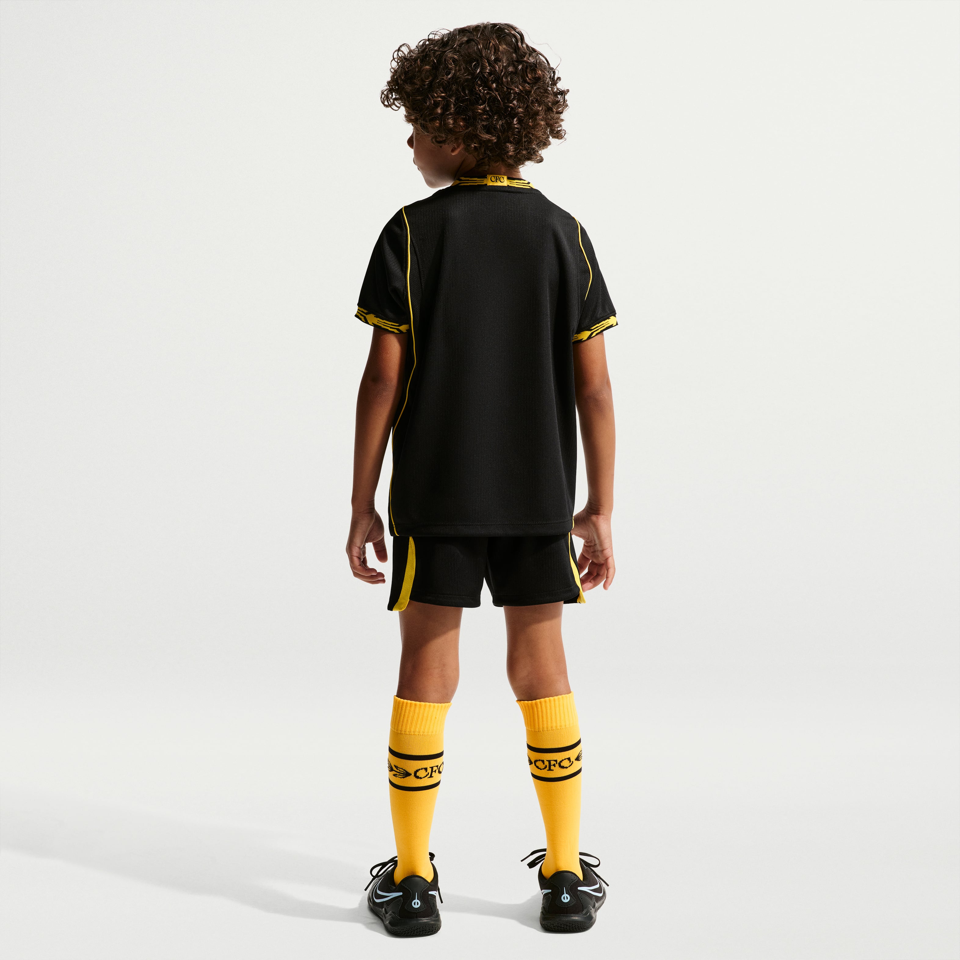 Ensemble réplique du maillot extérieur Nike Chelsea noir pour enfants d'âge préscolaire (saison 2026/27).