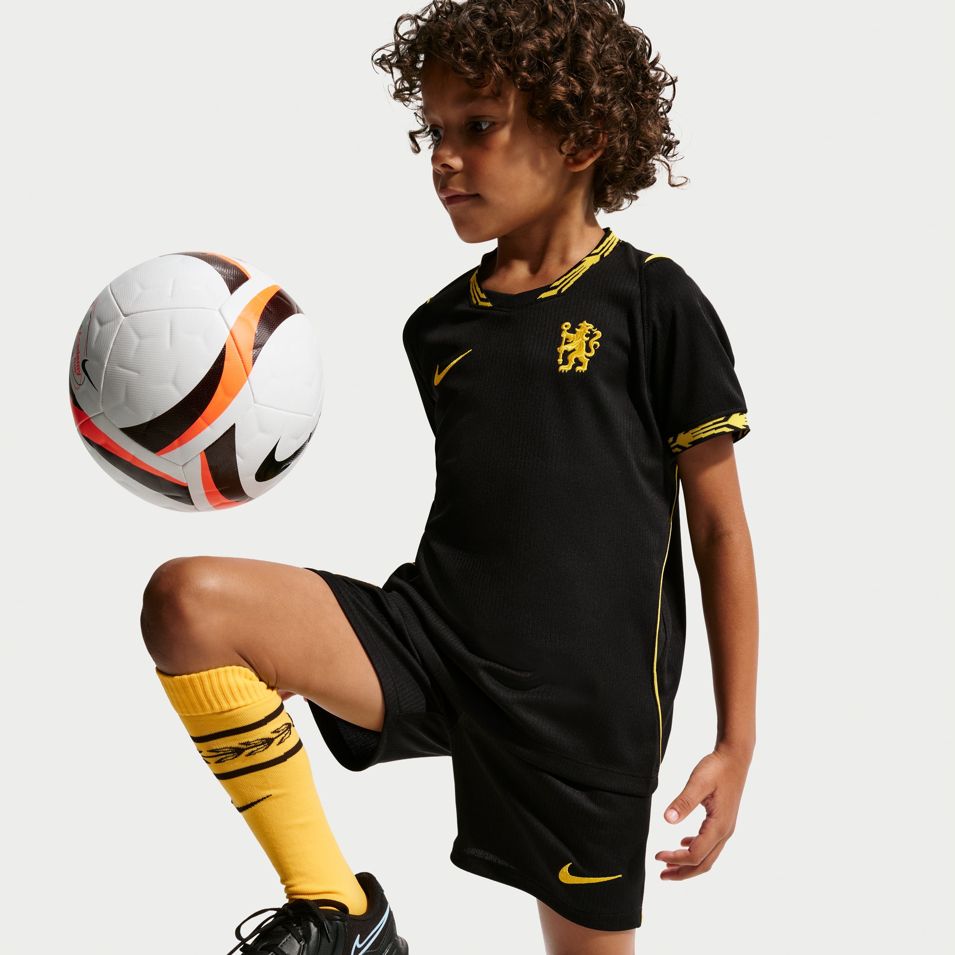 Ensemble réplique du maillot extérieur Nike Chelsea noir pour enfants d'âge préscolaire (saison 2026/27).