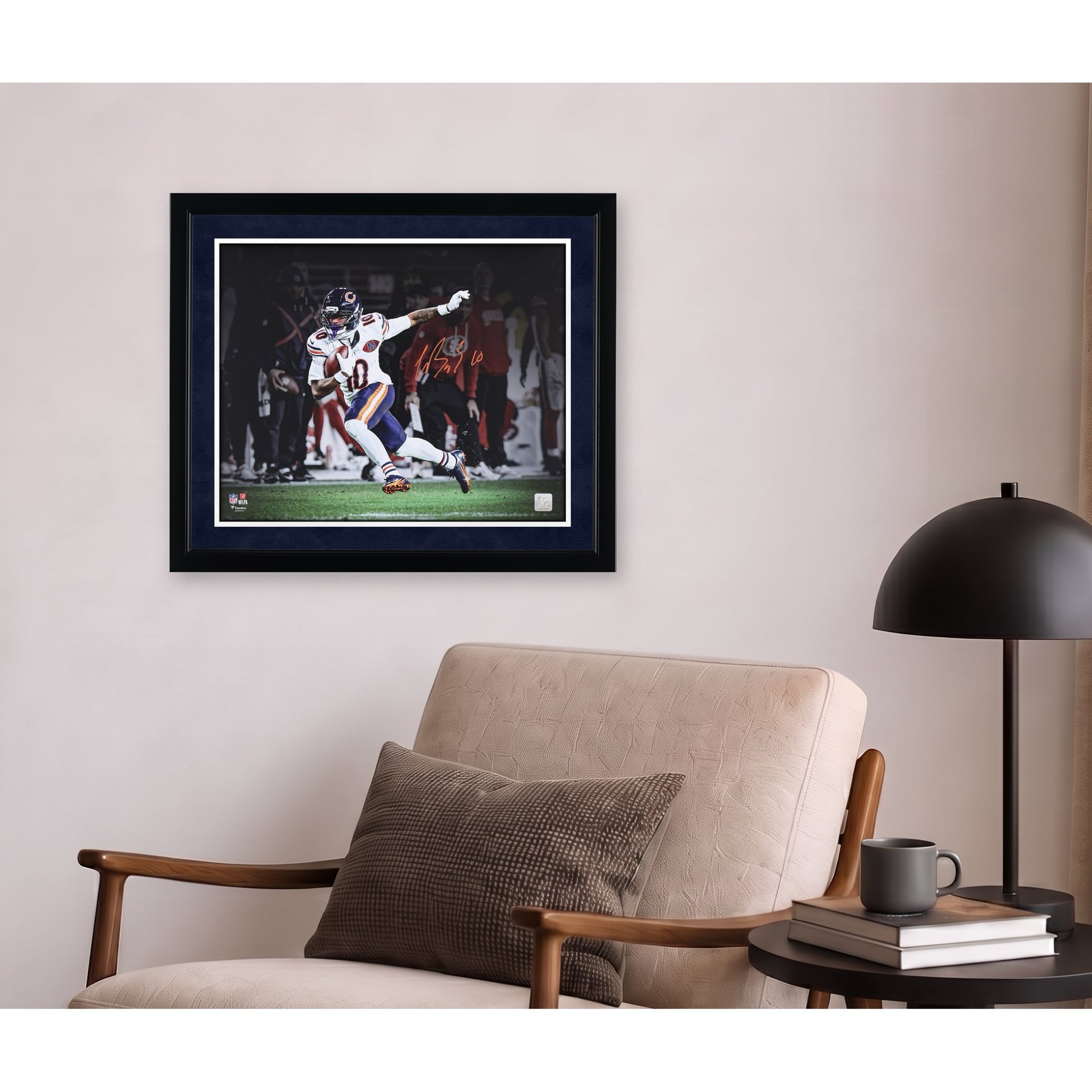 Photo de Luther Burden III, joueur des Chicago Bears, en pleine course, autographiée (40,6 x 50,8 cm).