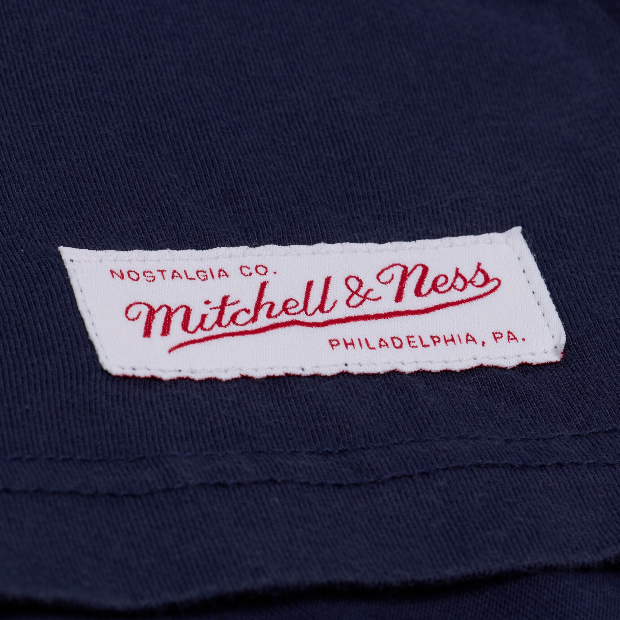 T-shirt à manches courtes Mitchell & Ness bleu marine Chicago Bears Core Essentials Street Graphic pour homme
