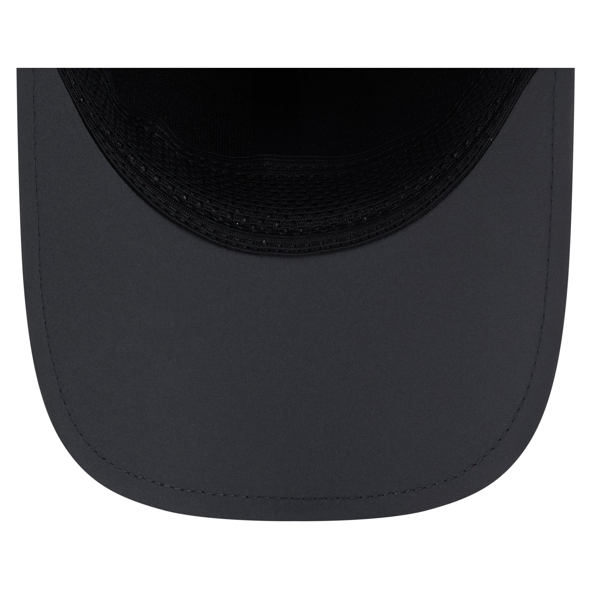 Men's New Era Charcoal Chicago Bears 2026 Sideline Cold Weather  9FORTY M-Crown Adjustable Hat