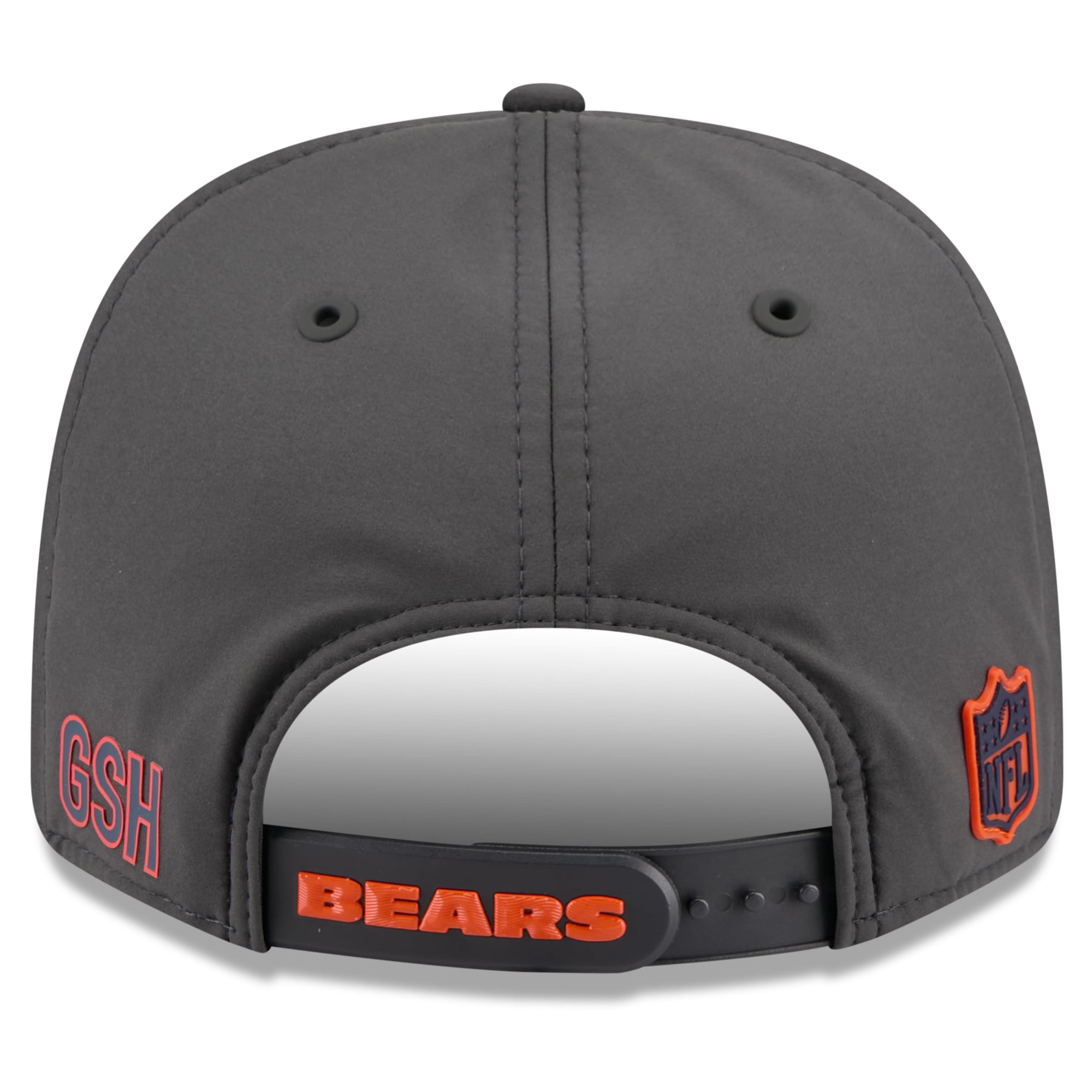 Men's New Era Charcoal Chicago Bears 2026 Sideline Cold Weather 9SEVENTY Adjustable Hat