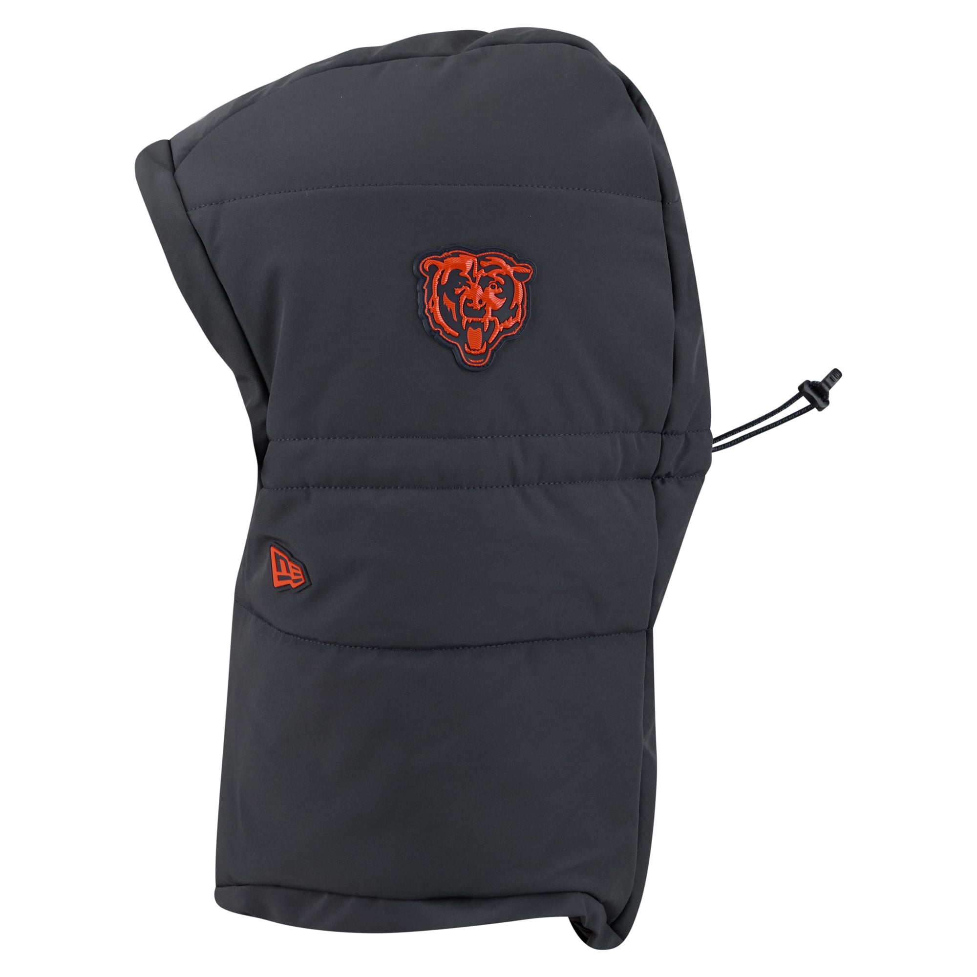 Sweat à capuche matelassé ajustable New Era pour homme, couleur anthracite, Chicago Bears 2026 Sideline, idéal par temps froid.
