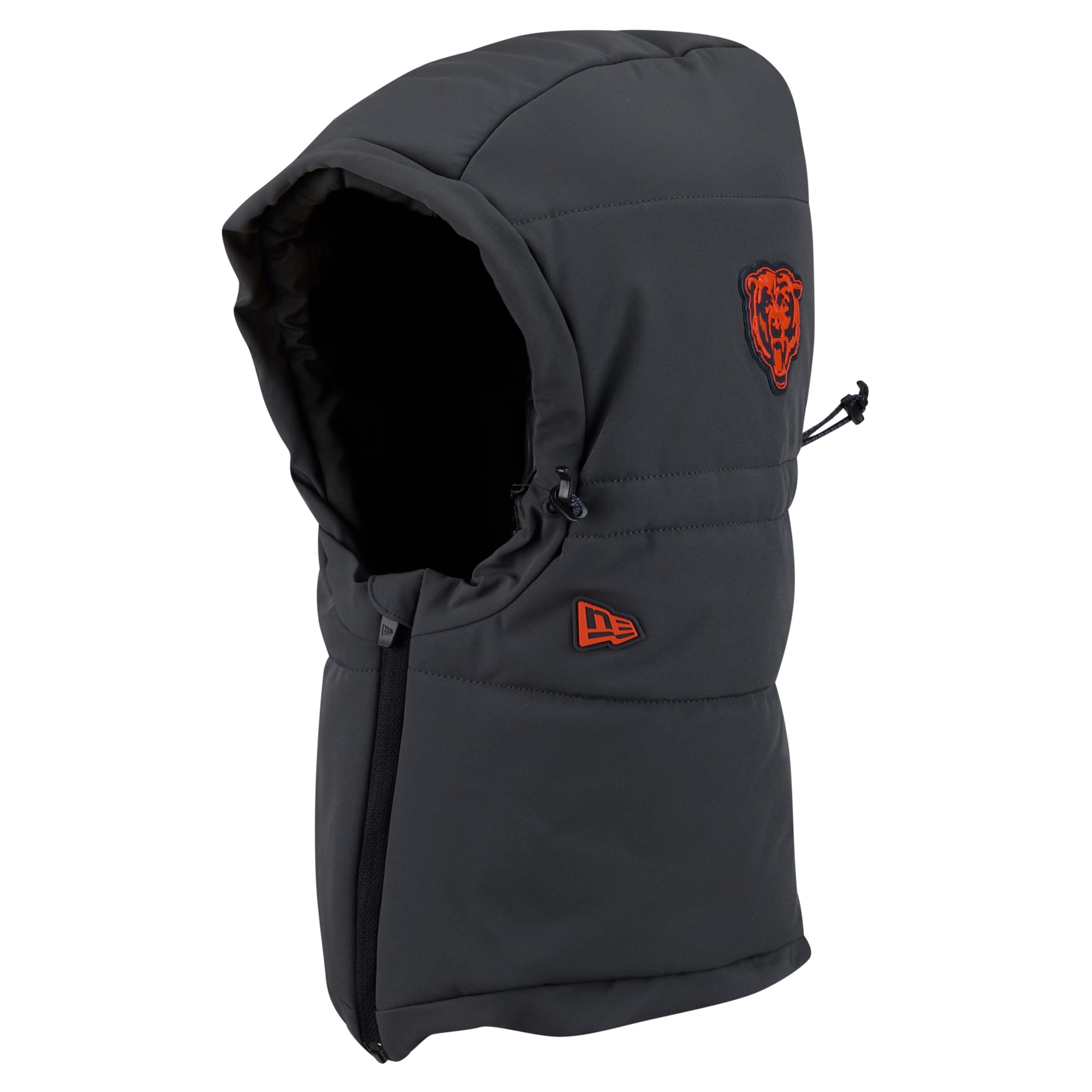 Sweat à capuche matelassé ajustable New Era pour homme, couleur anthracite, Chicago Bears 2026 Sideline, idéal par temps froid.
