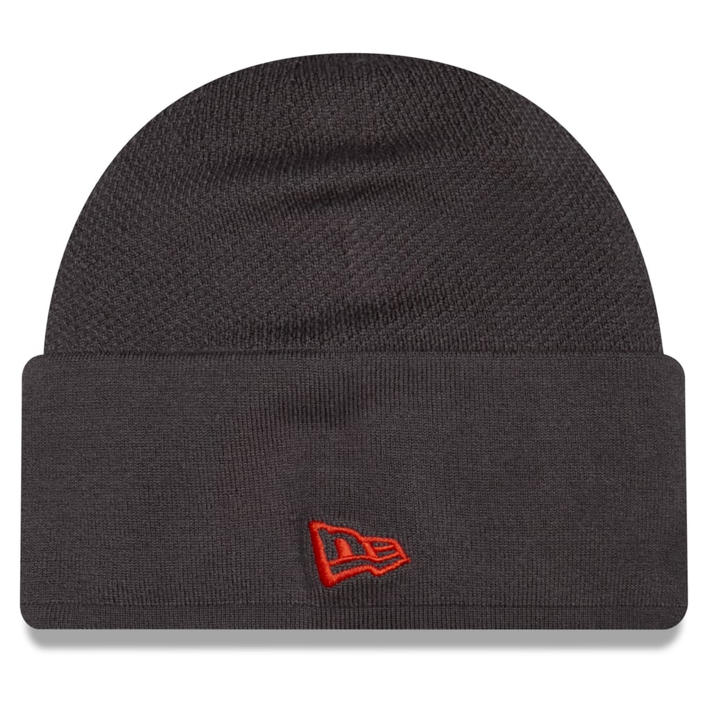 Chicago Bears New Era 2026 Sideline Cold Weather Skully Knit Hat - Charcoal